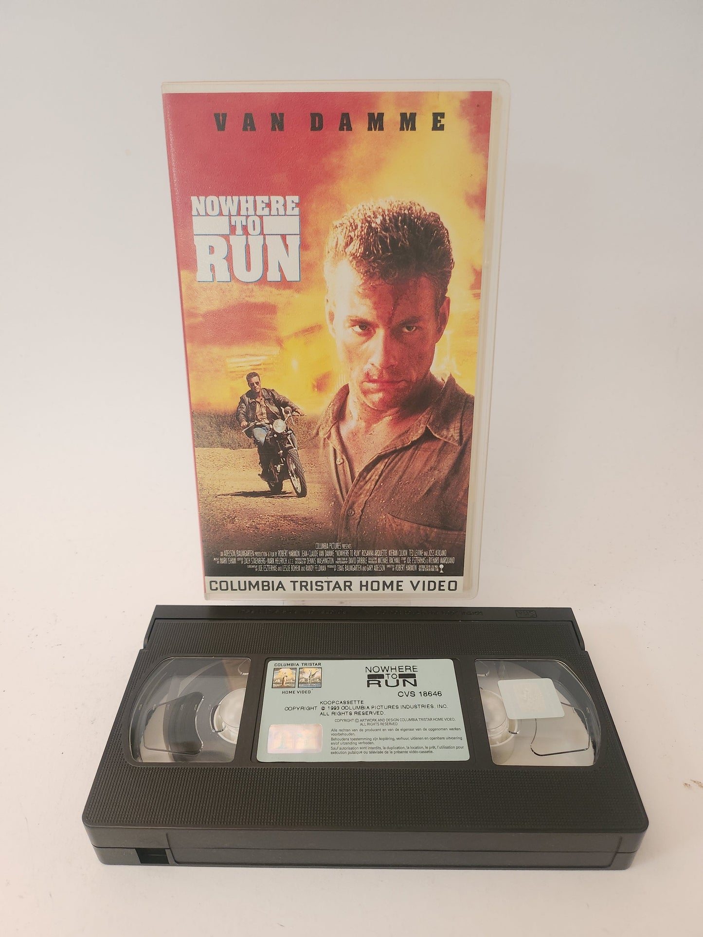 Nowhere to Run VHS - VHS Volwassenen
