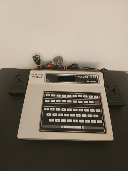 Philips Videopac G7000 + 2 Controllers - Philips videopac consoles