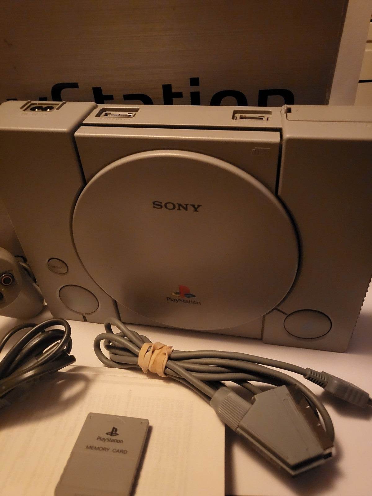 Playstation 1 (SCPH-7502) + Orginele Controller Boxed - Feniks Gameshop