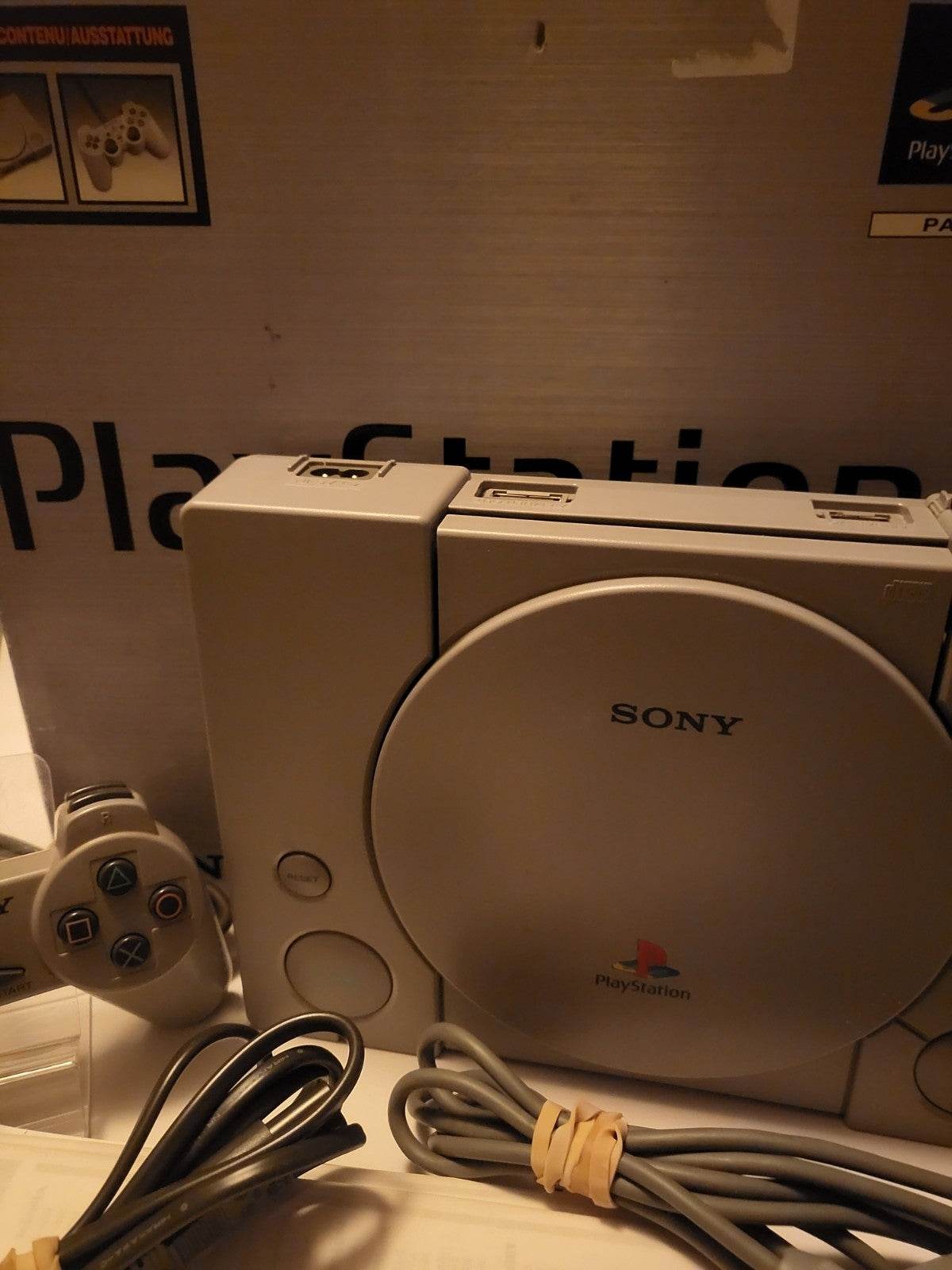 Playstation 1 (SCPH-7502) + Orginele Controller Boxed - Feniks Gameshop