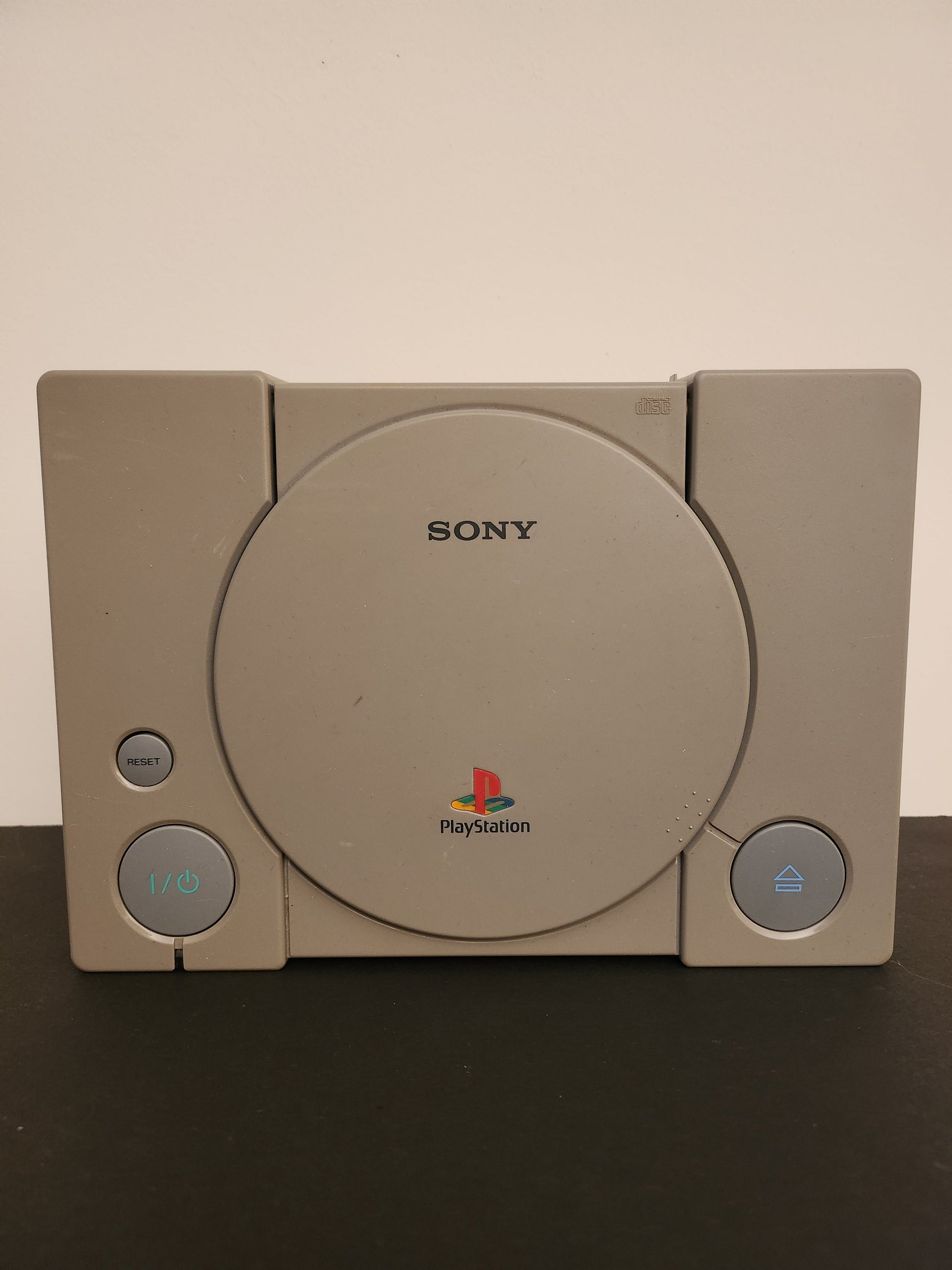 PlayStation 1 Verkleurd + Sony Controller + Alle Kabels - Playstation 1 Consoles