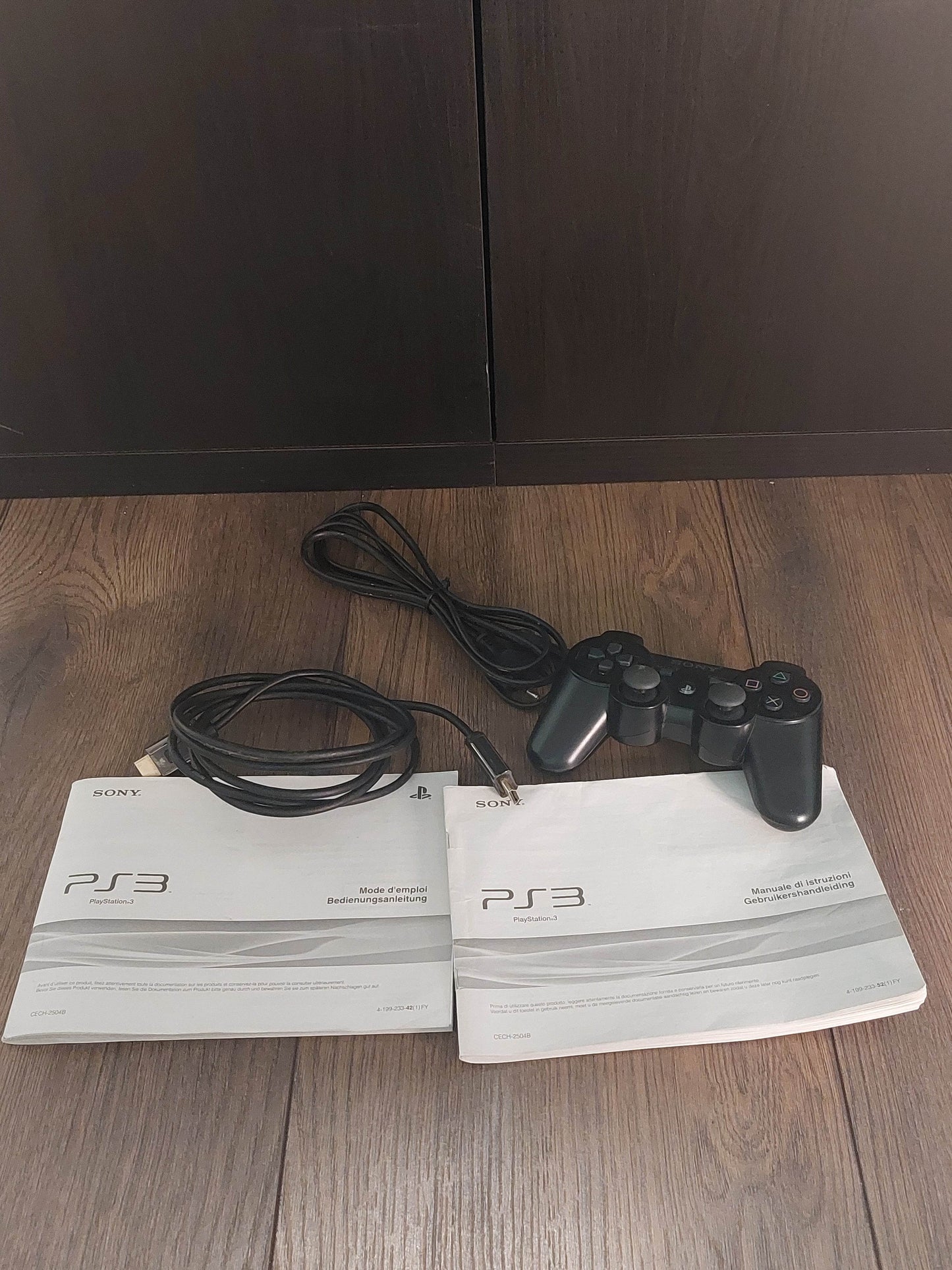 Playstation 3 Slim Zwart 320 gb in doos - Feniks Gameshop