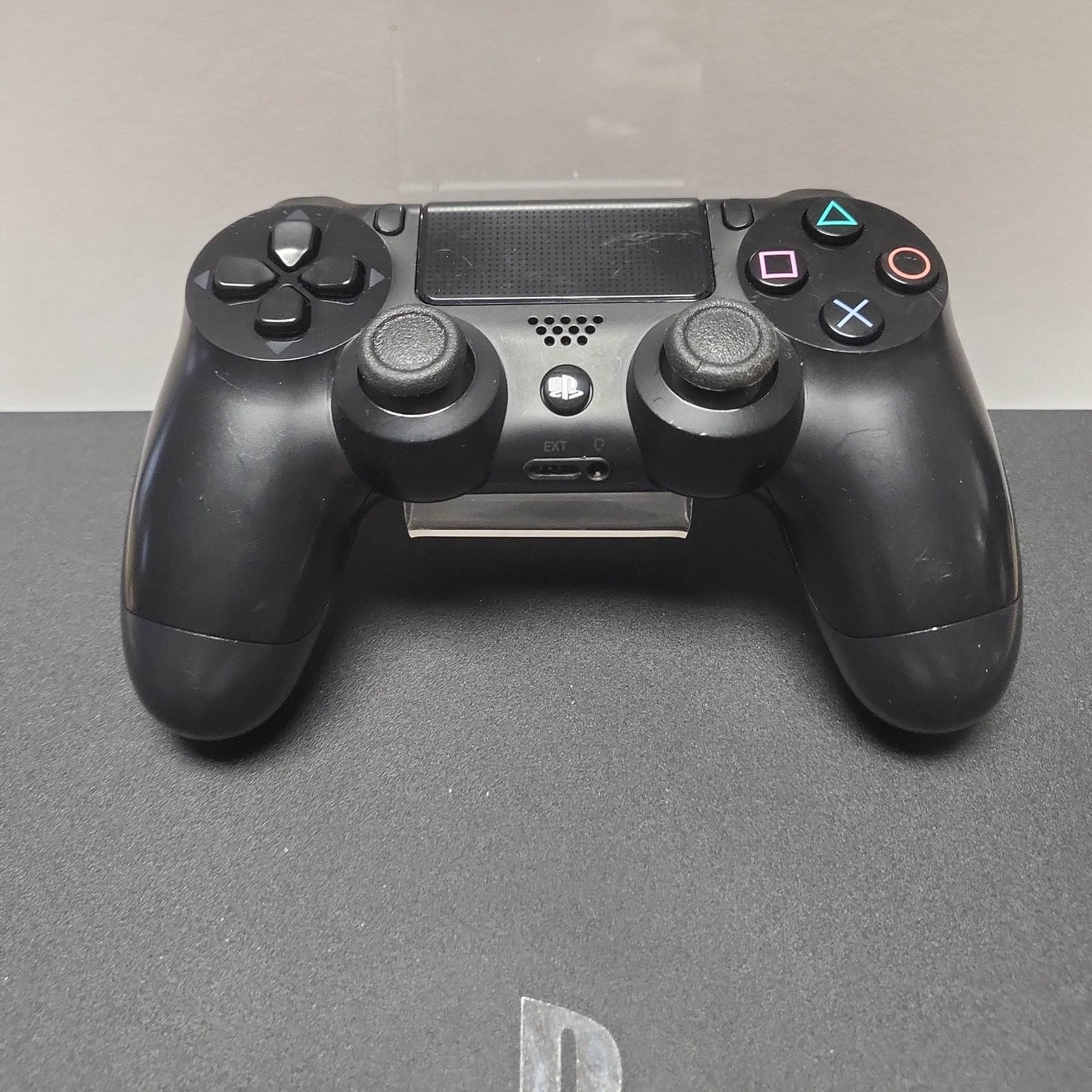 Playstation 4 Pro + Orginele Controller - Feniks Gameshop