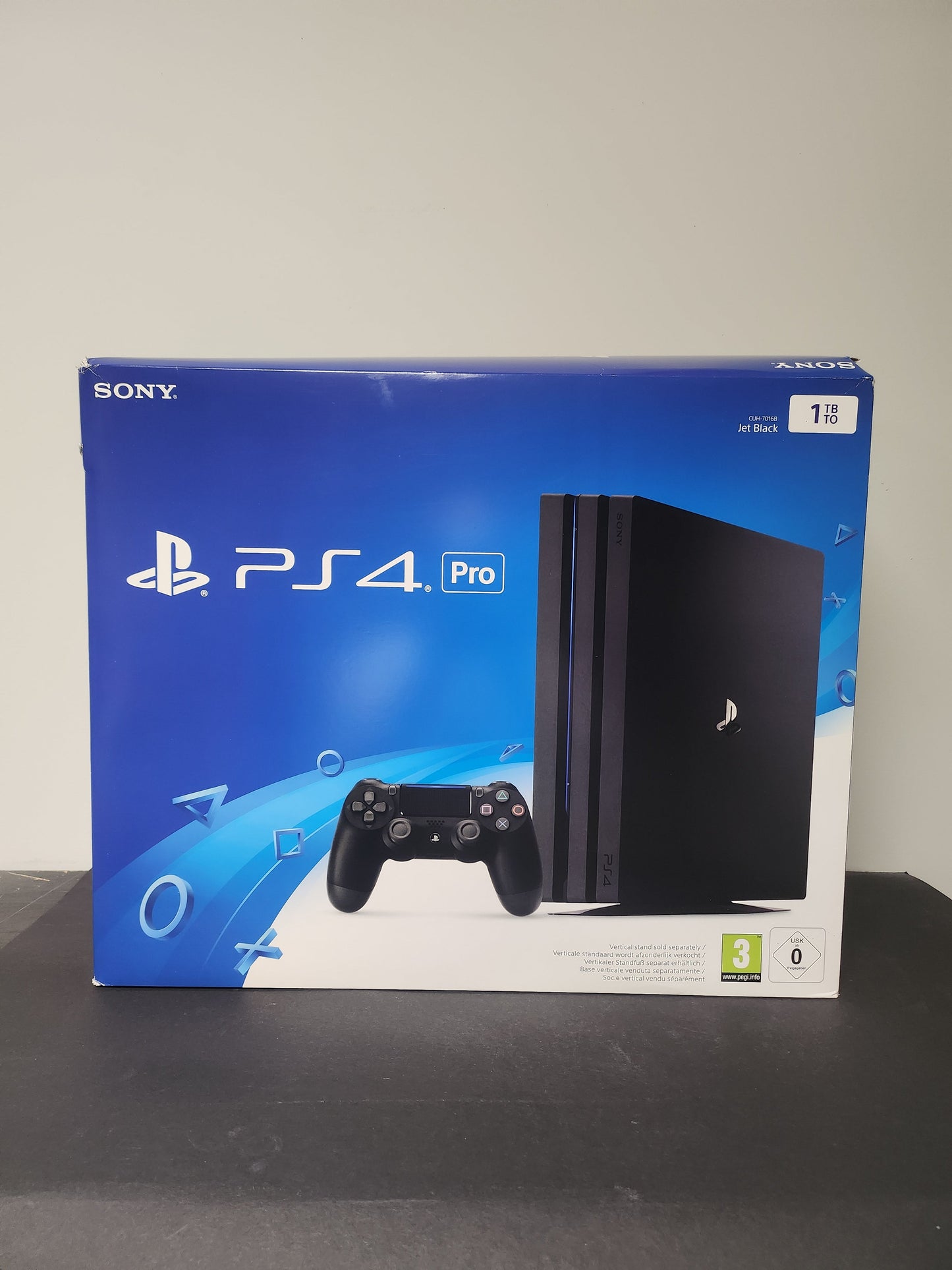 PlayStation 4 Pro 1TB in Doos - Playstation 4 Consoles
