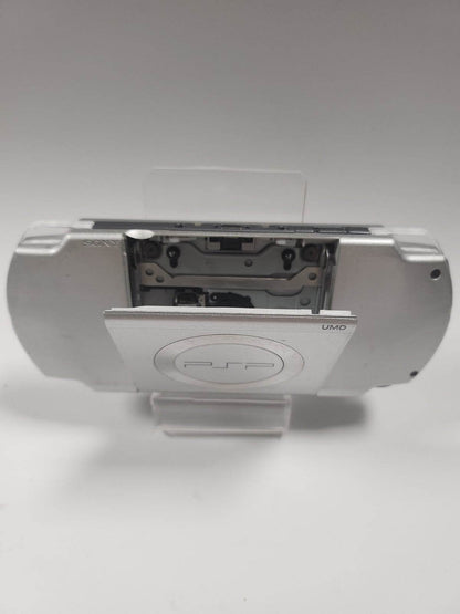 Zilveren Playstation Portable Slim (PSP2004) - Feniks Gameshop