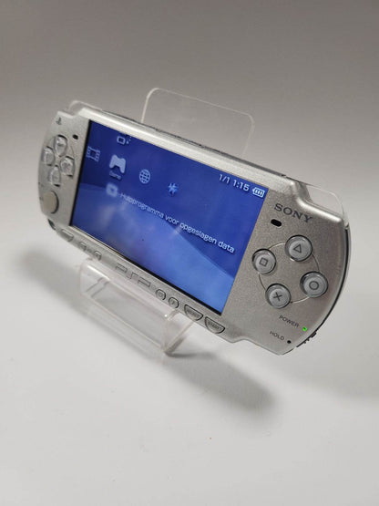 Zilveren Playstation Portable Slim (PSP2004) - Feniks Gameshop