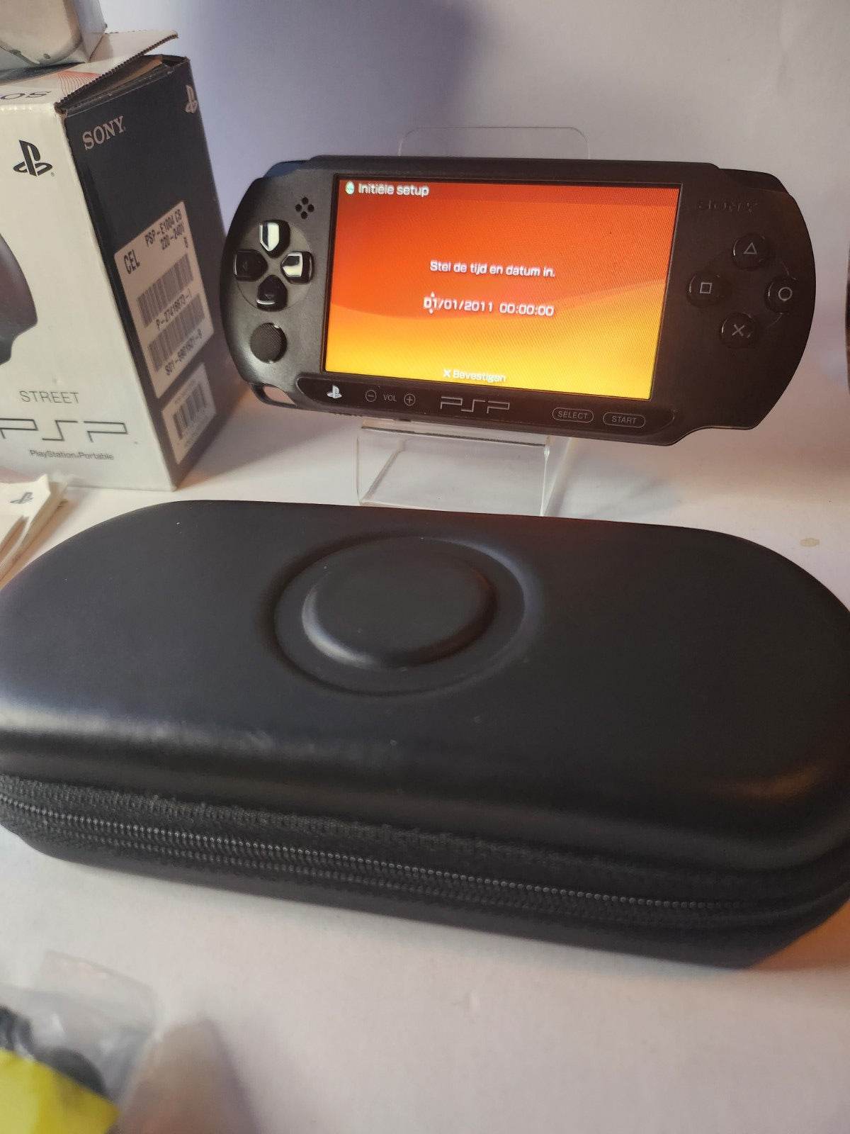 Sony Playstation Portable (PSP) Street Black E1004cb in doos - Feniks Gameshop