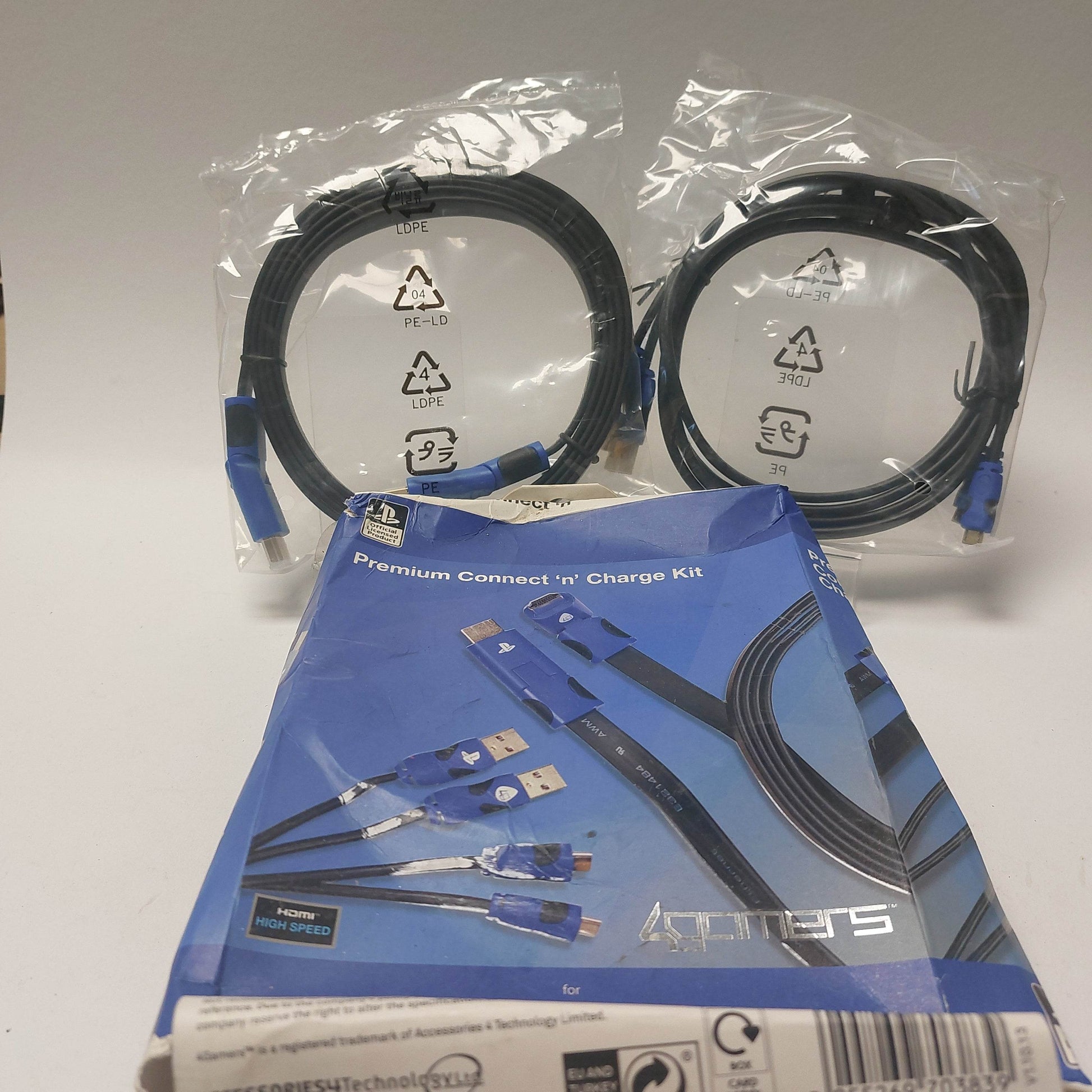 Premium Connect 'n' Charge Kit Playstation 4 - Feniks Gameshop
