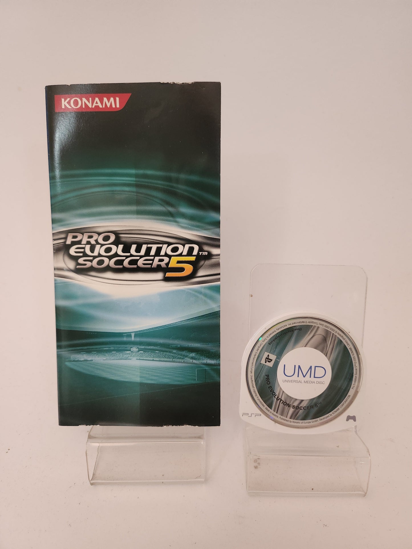 Pro Evolution Soccer 5 Playstation Portable - Playstation Portable Games