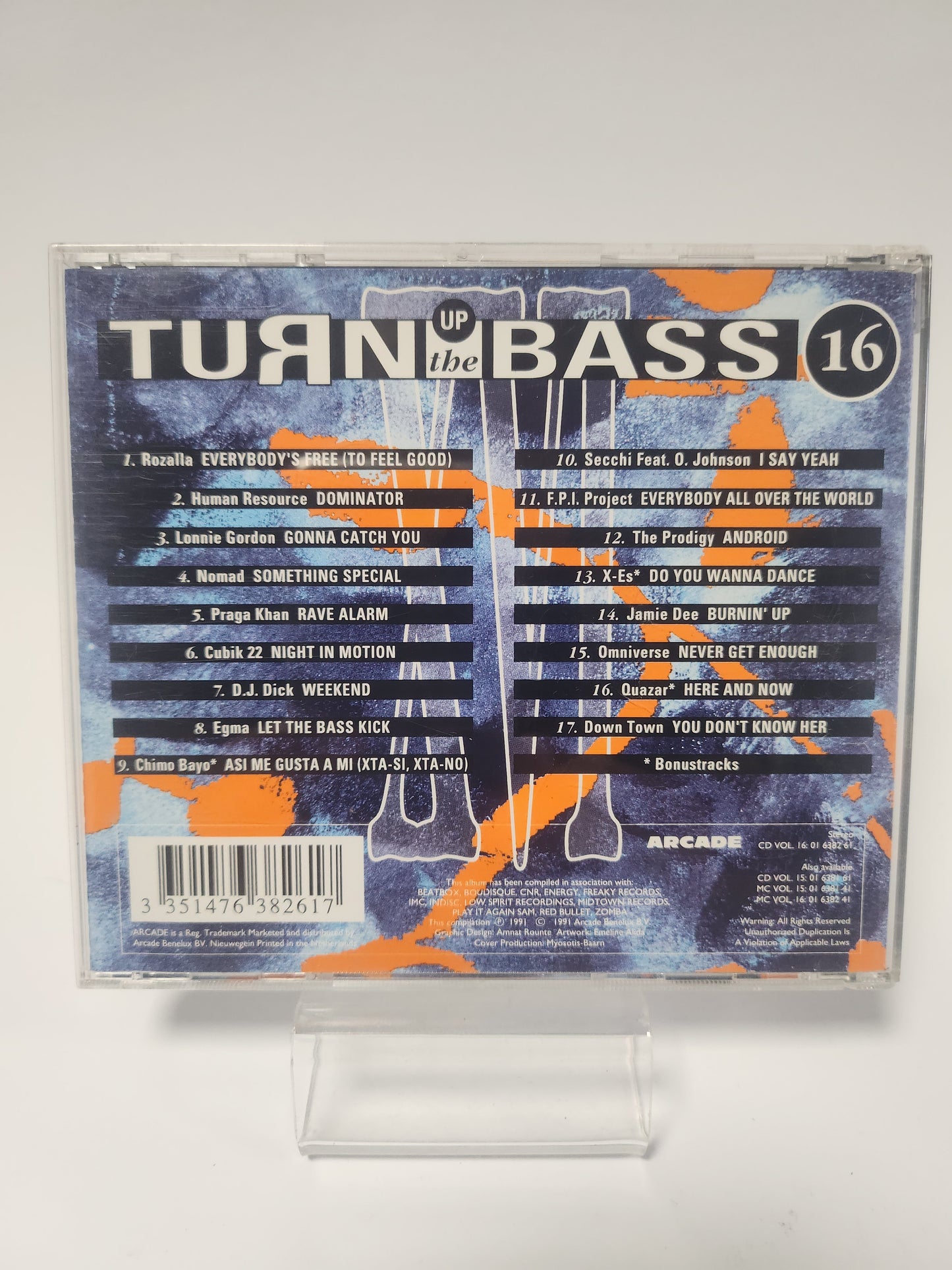 Turn Up the Bass 16 CD