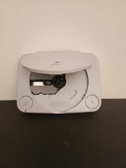 PS One (SCPH-102) + Controller