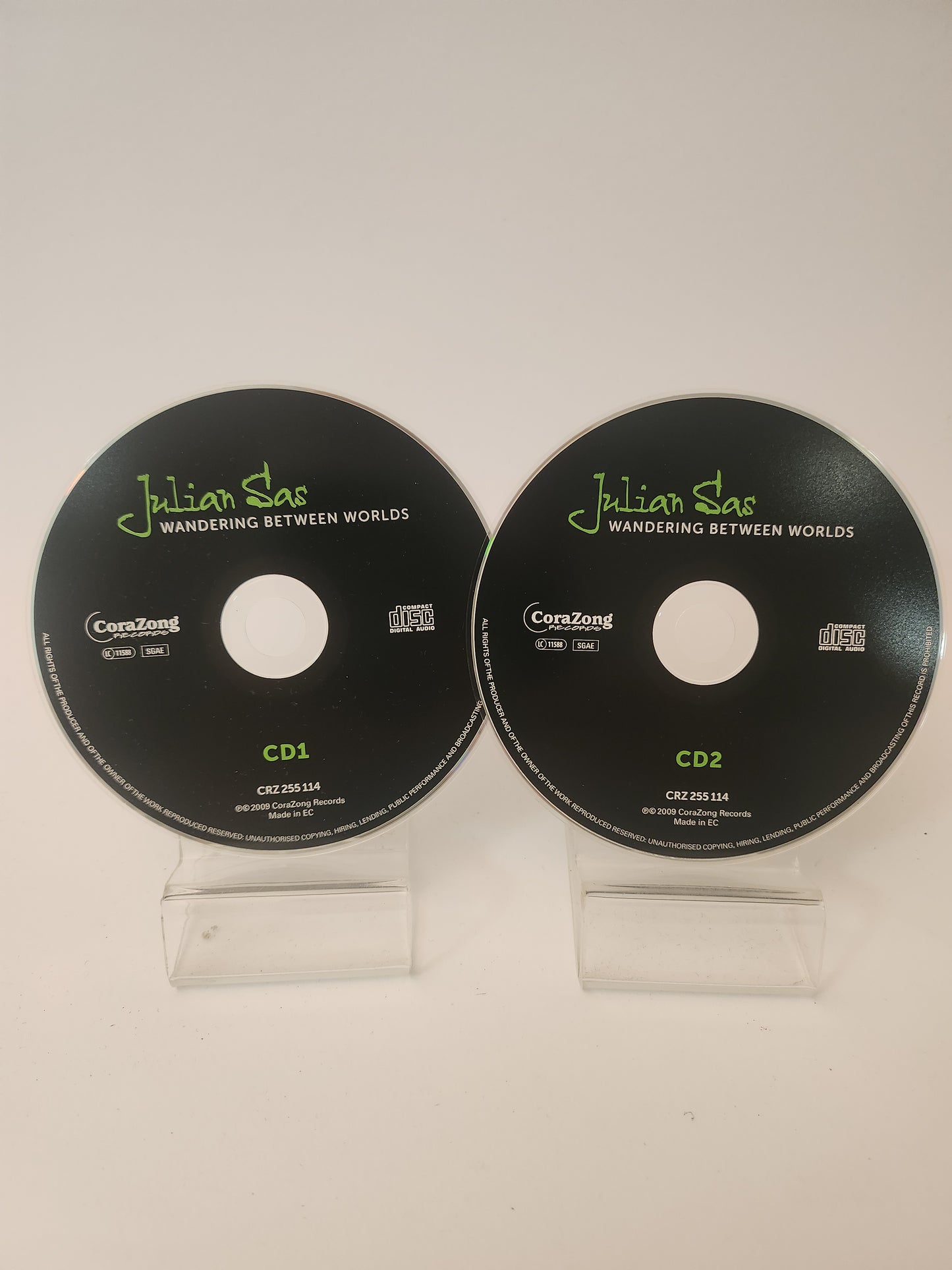 Julian Sas: Wandering Between Worlds CD
