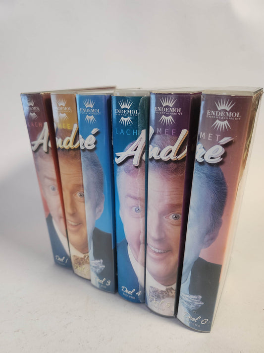 Lach mee met Andre 6 Box VHS - Feniks Gameshop
