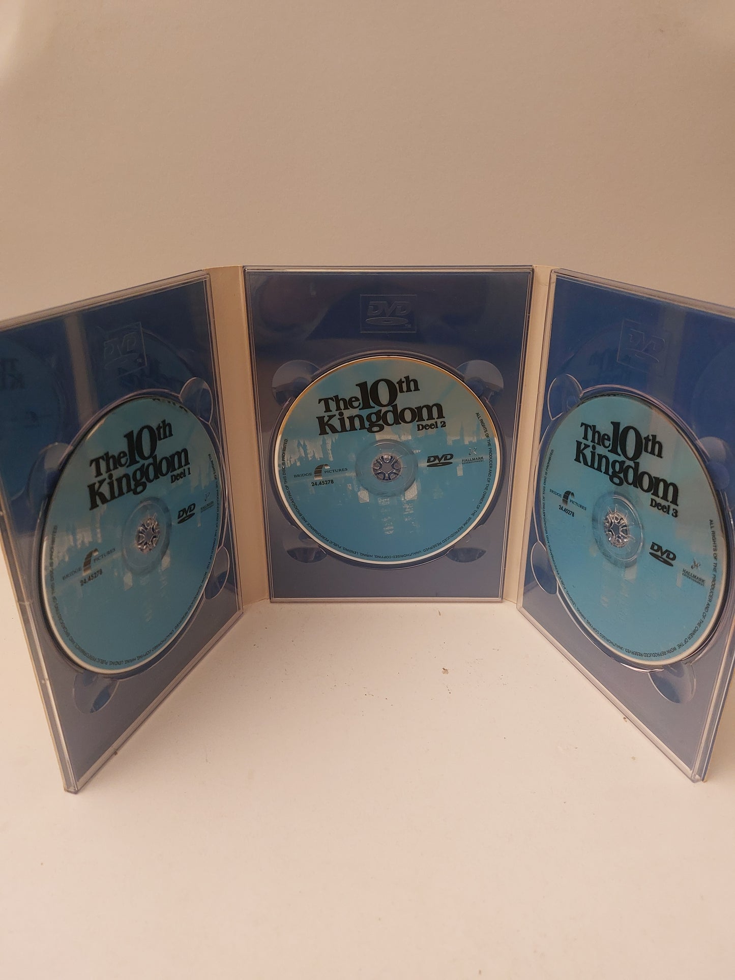 10th Kingdom Box Dvd
