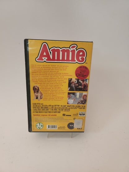Annie: Broadway Tribute Edition VHS Kids