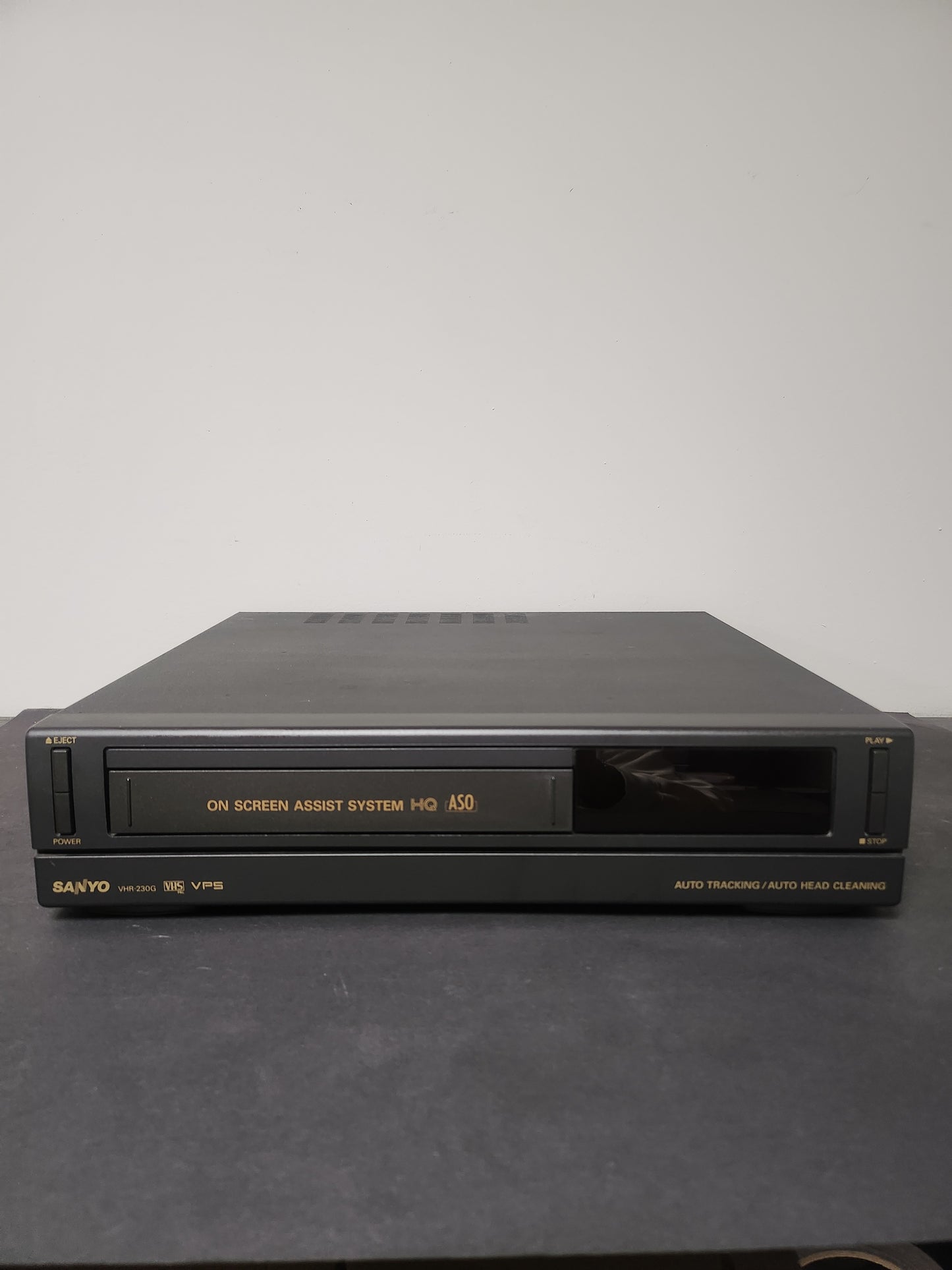 Sanyo VHR-230G VHS-Speler