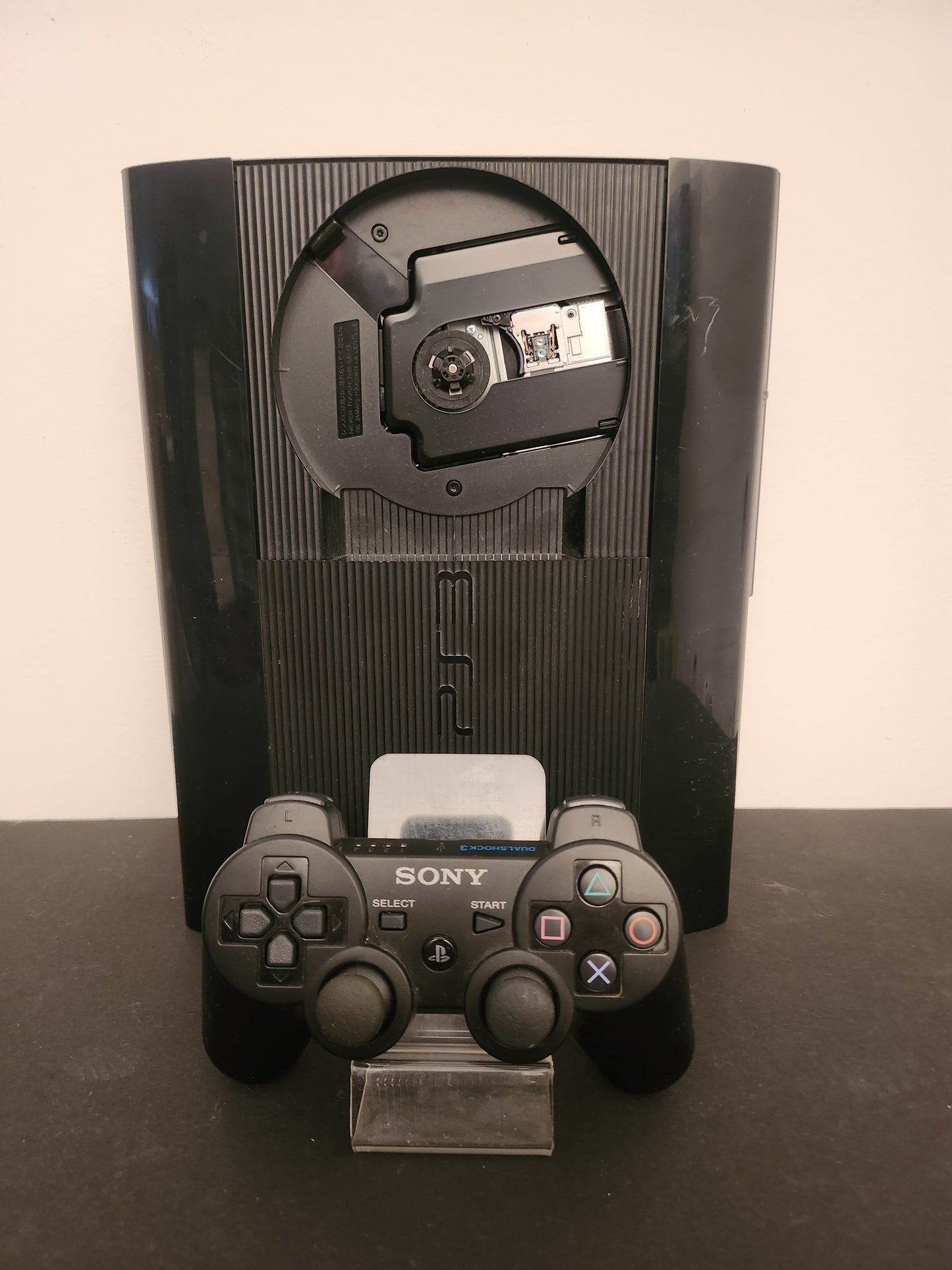 Super Slim 500gb + Orginele Sony Controller Playstation 3