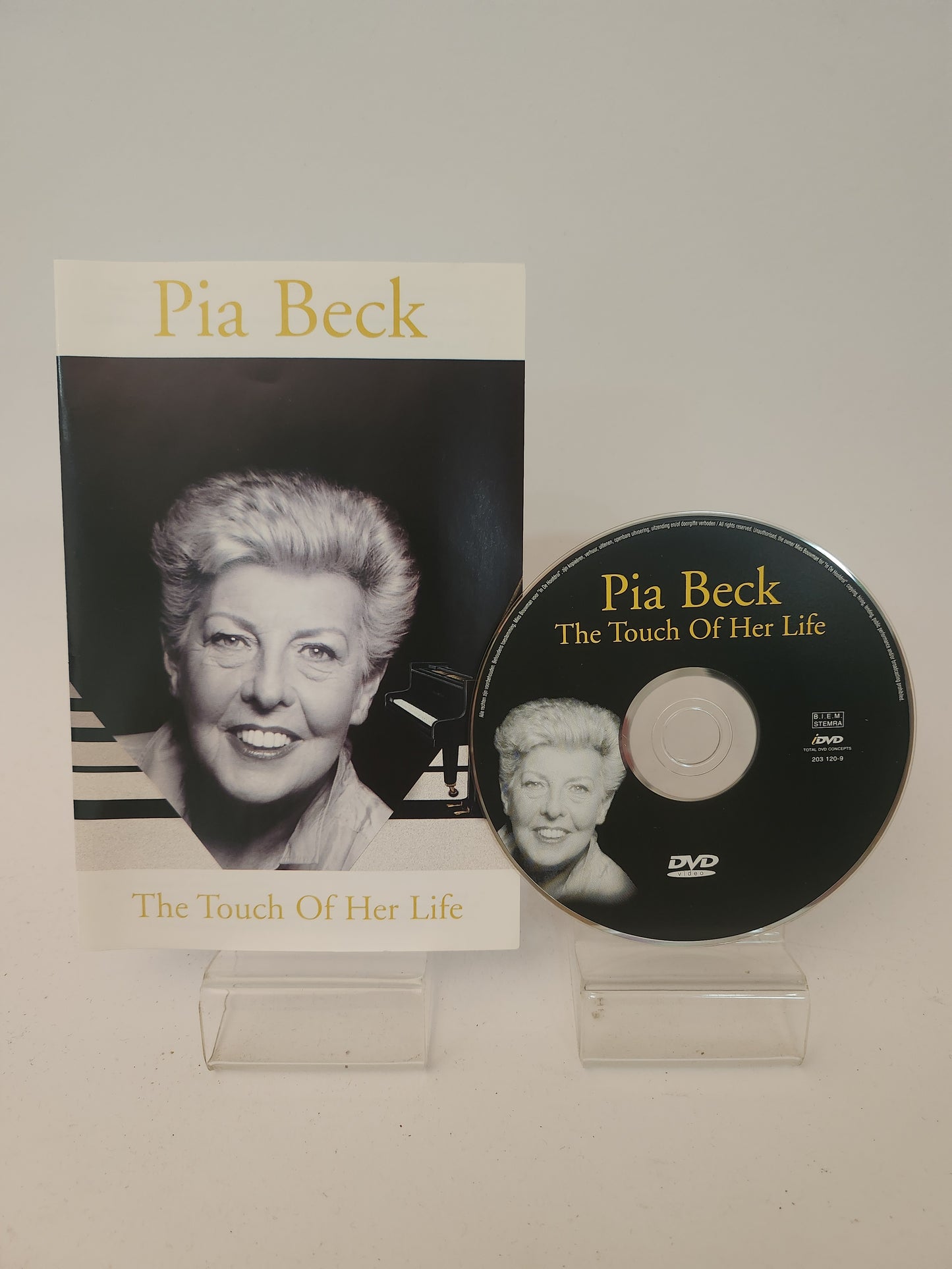 Pia Beck: the Touch of her Life DVD