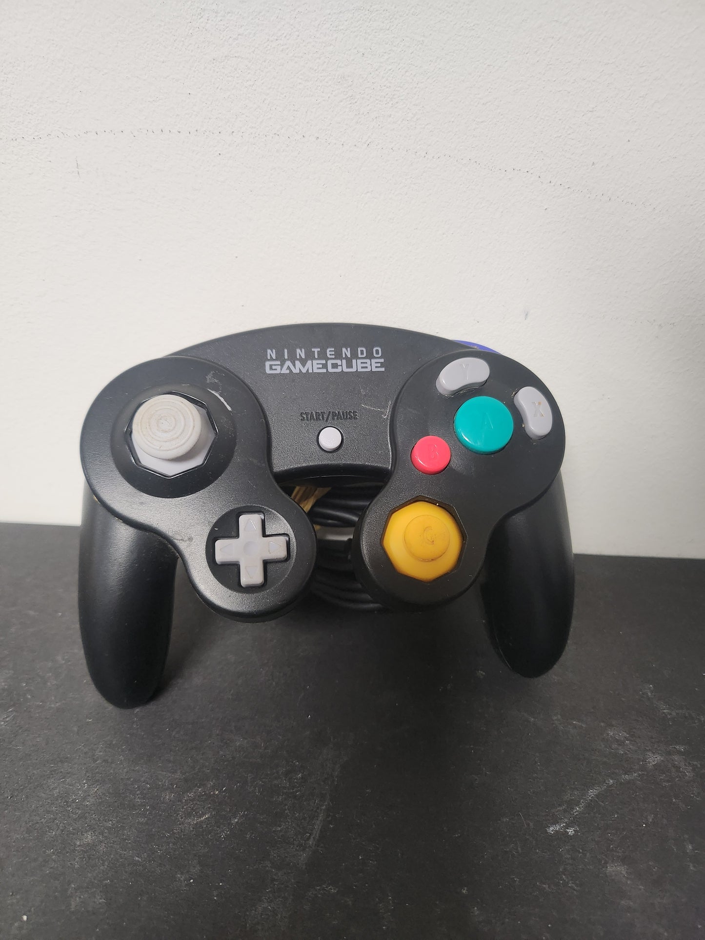 Paarse Nintendo Gamecube + Orginele Zwarte Controller