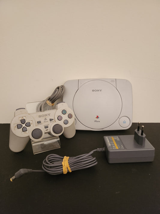 PS One (SCPH-102) + Controller