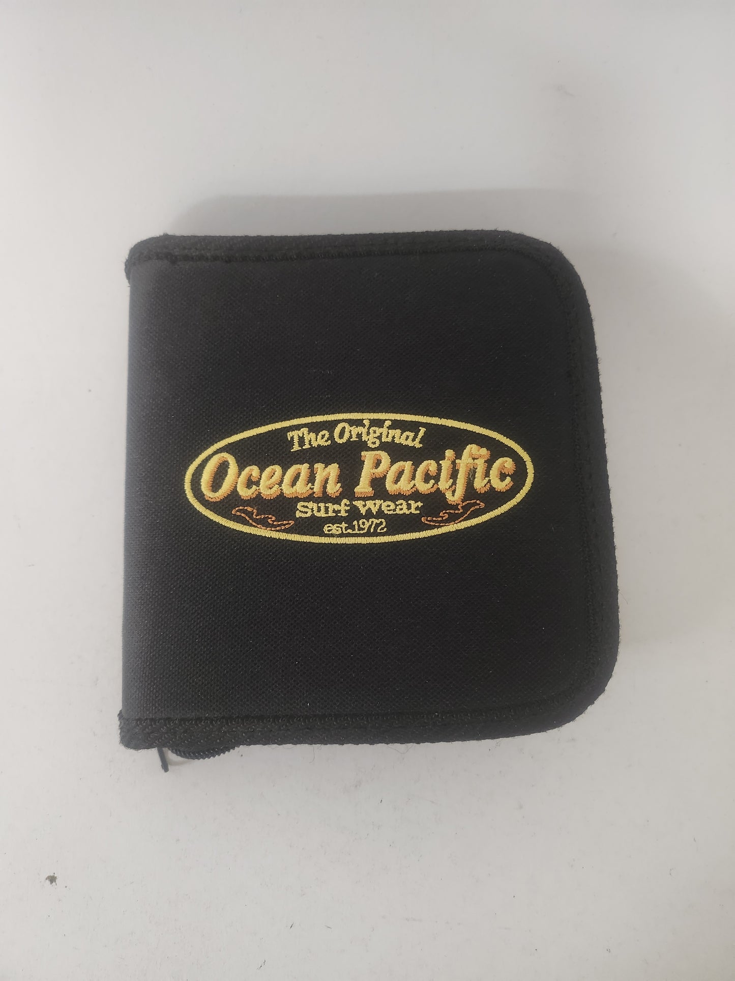 Ocean Pacific Surf Wear Travel Case 16 Discs
