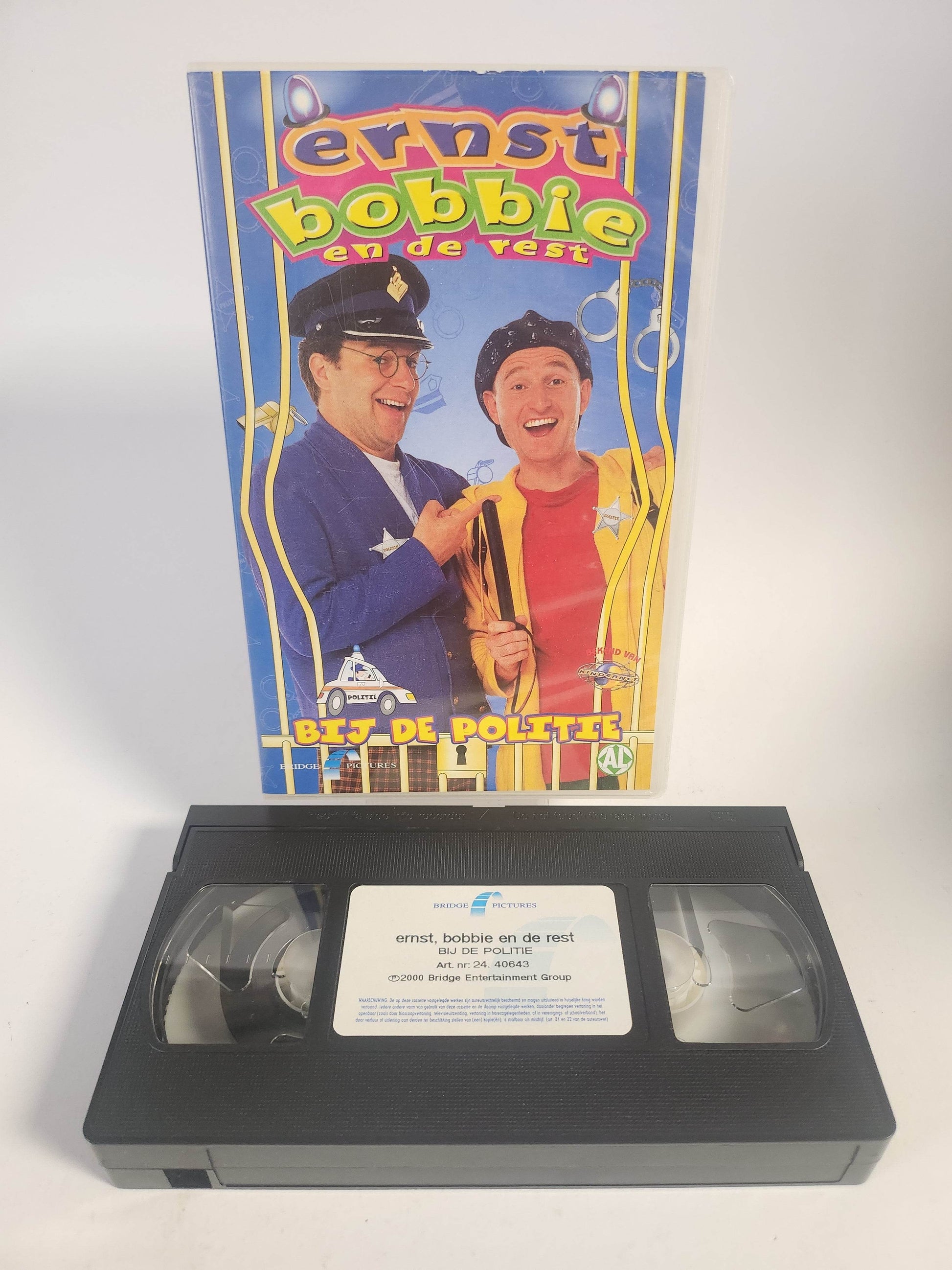 Ernst, Bobbie en de Rest bij de Politie VHS Kids - Feniks Gameshop
