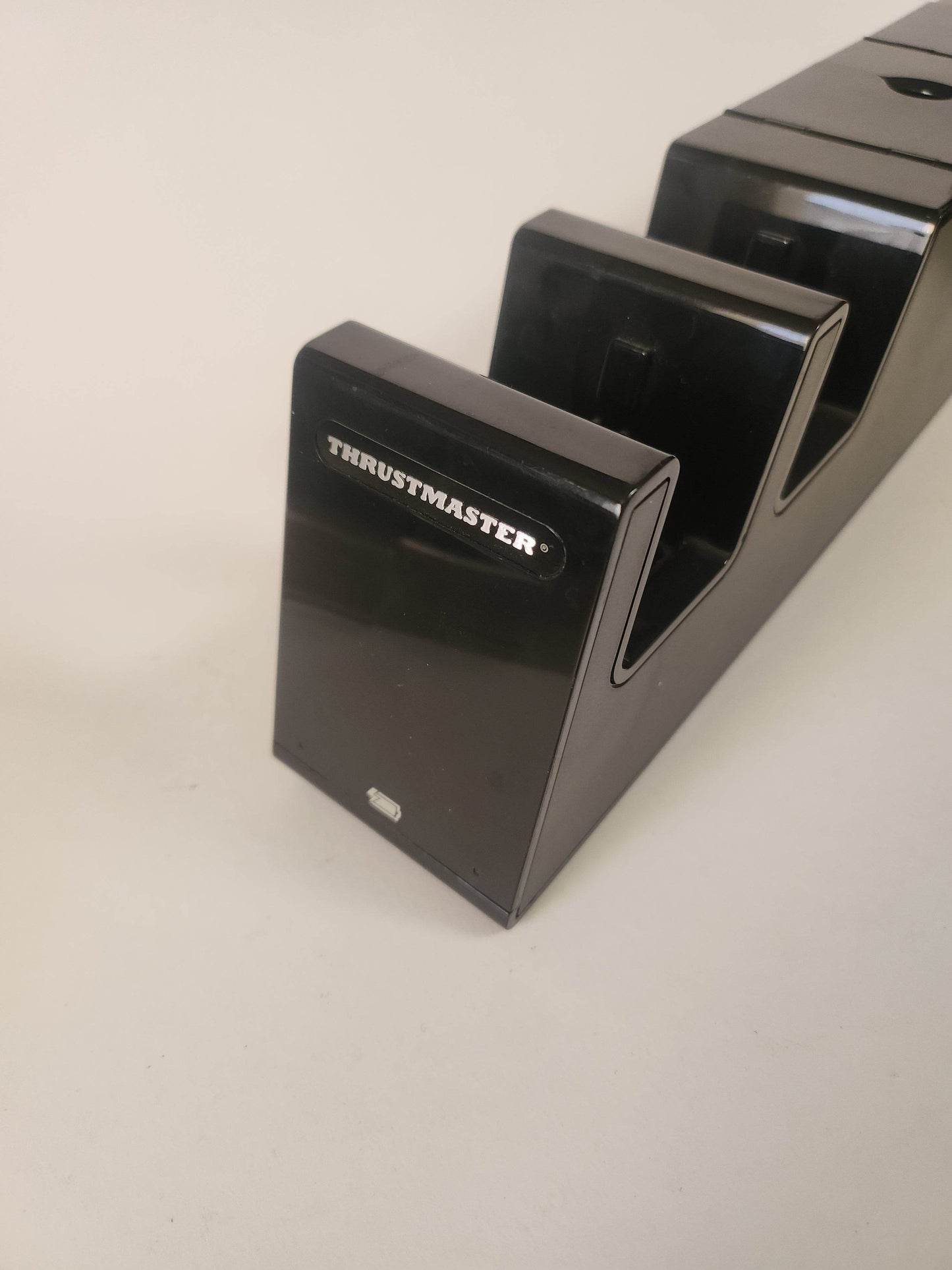 Thrustmaster Dualcharger Zwart Nintendo Wii - Feniks Gameshop