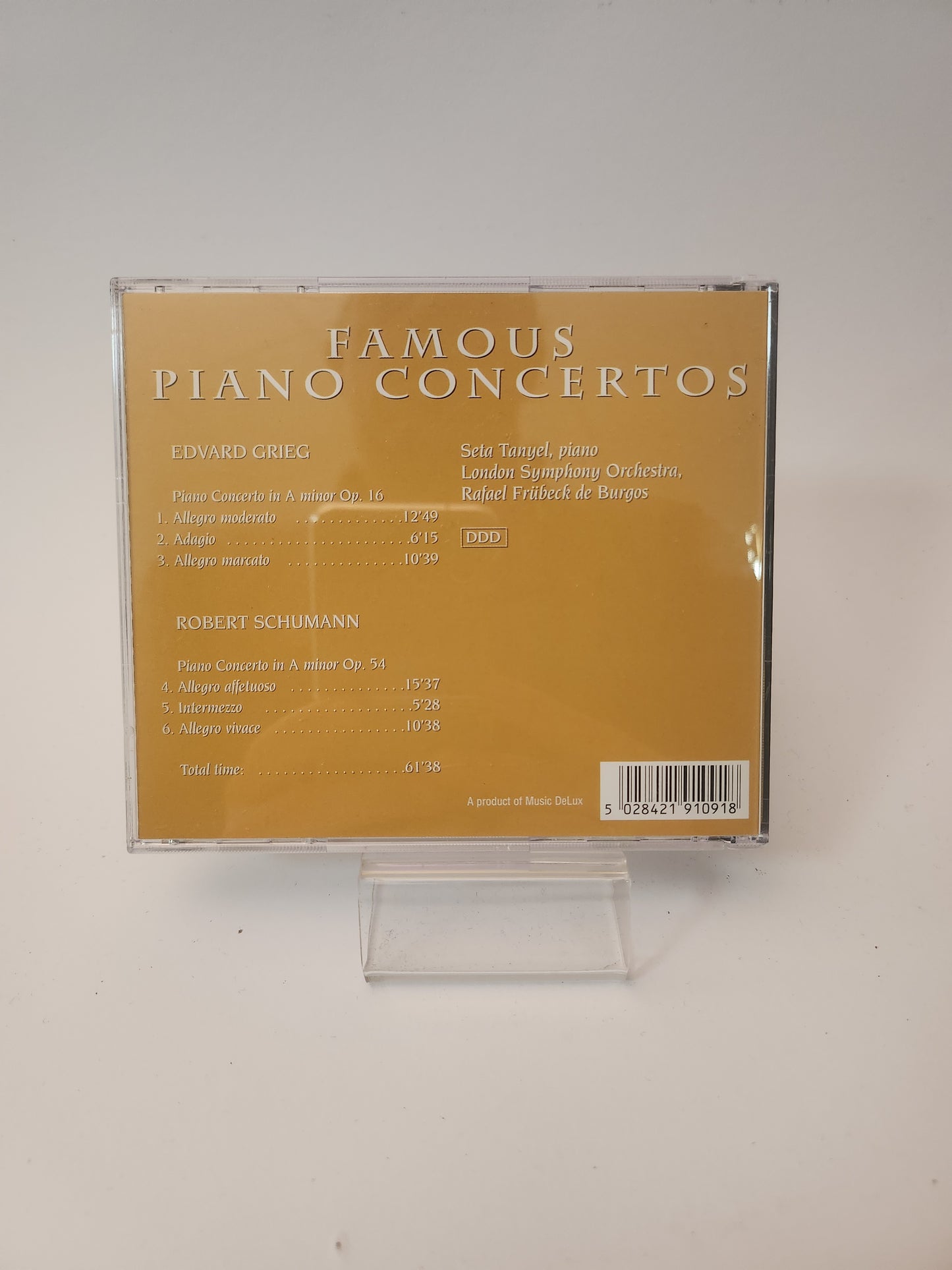 Famous Piano Concertos: Grieg & Schumann CD