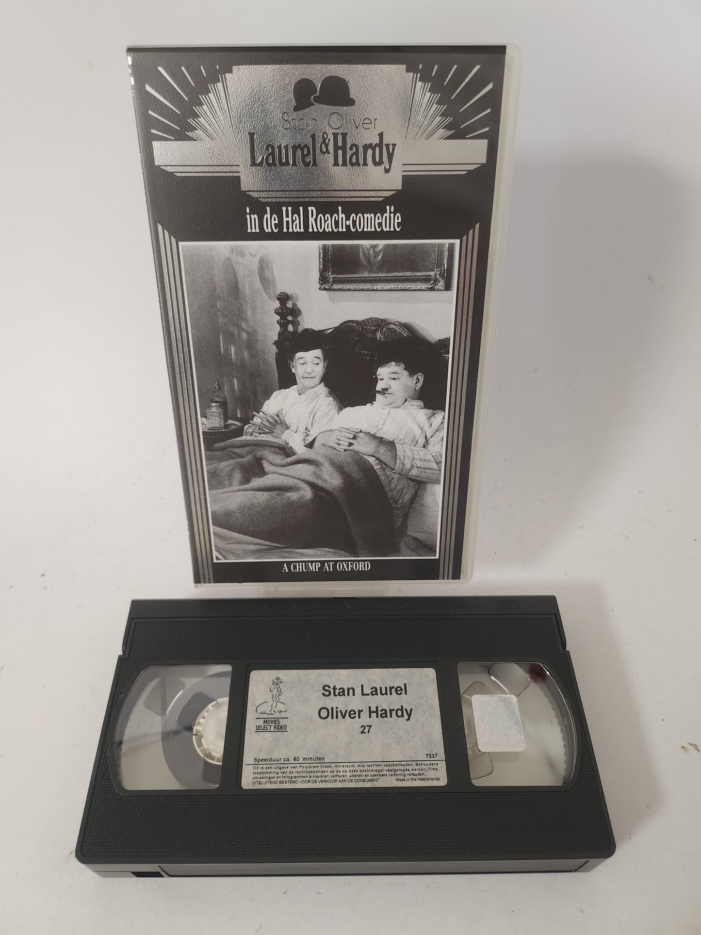 Laurel & Hardy Deel 27 a Chump at Oxford VHS