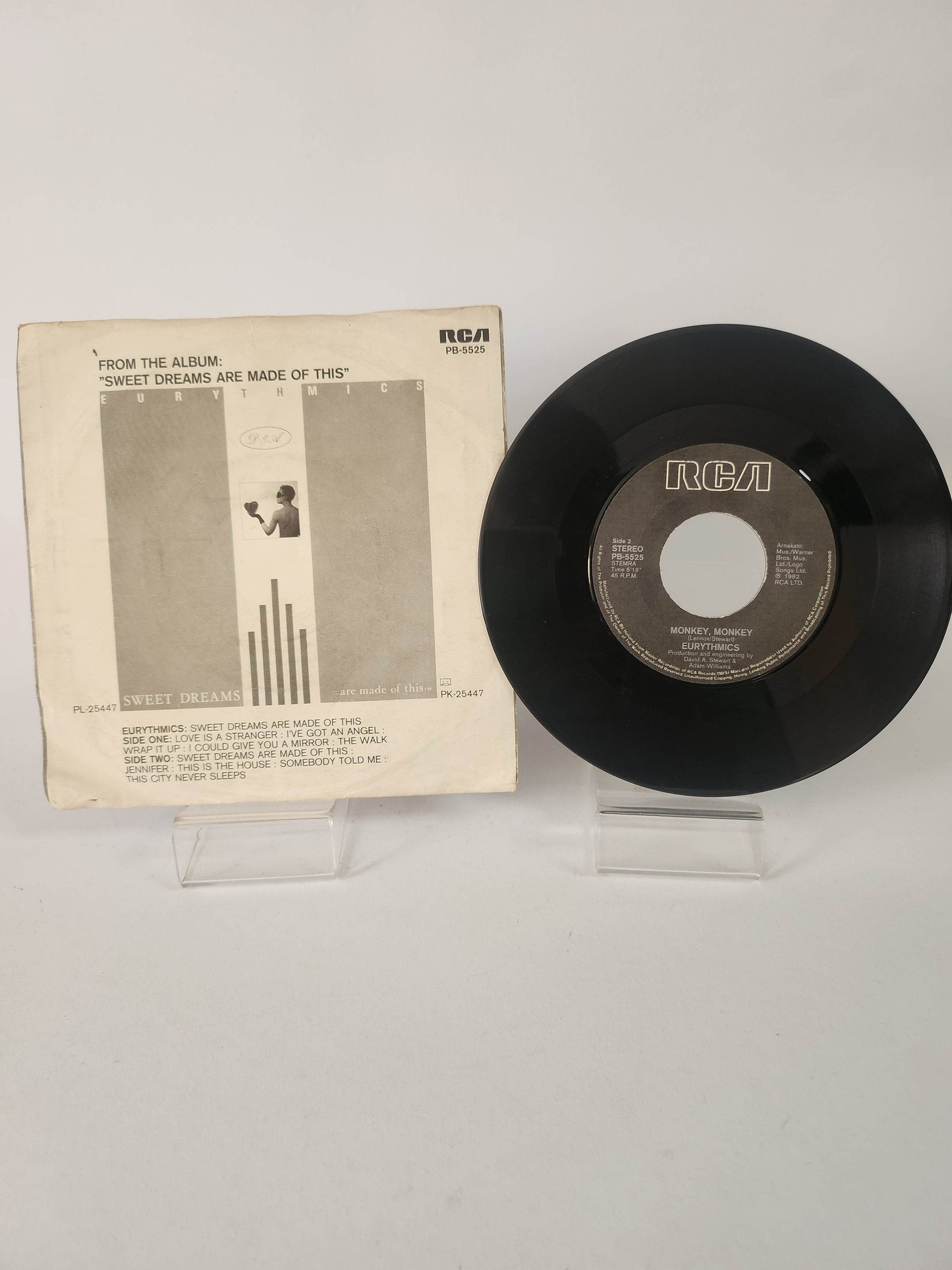 Eurythmics: Love is a Stranger Single Vinyl - Feniks Gameshop