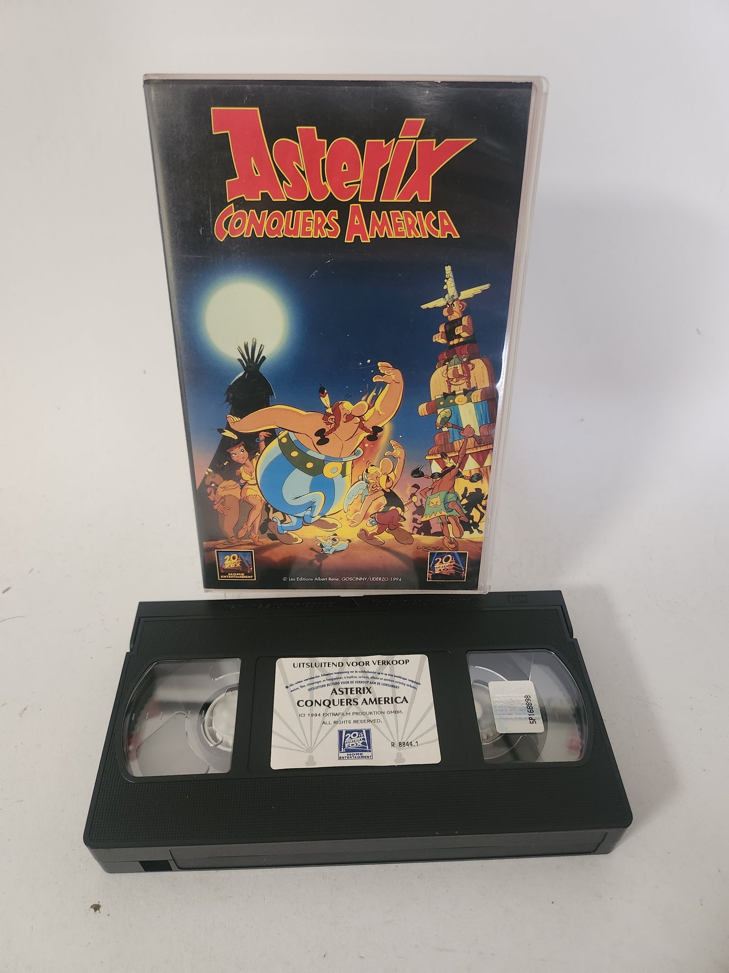 Astrix: Conquers America VHS Kids