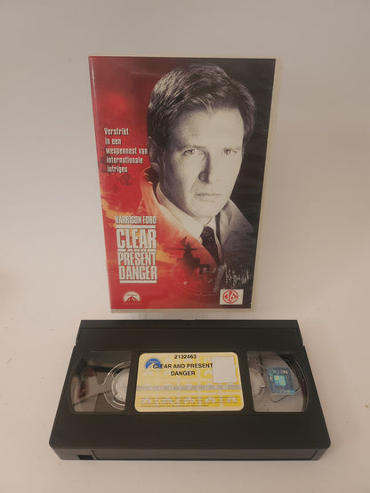 Clear and Present Danger VHS