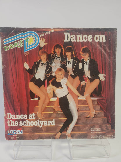 Doris D: Dance On Single Vinyl - Feniks Gameshop