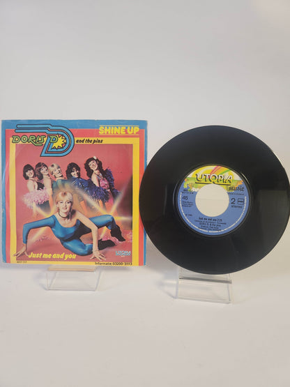 Doris D and the Pins: Just me and You Single Vinyl - Feniks Gameshop