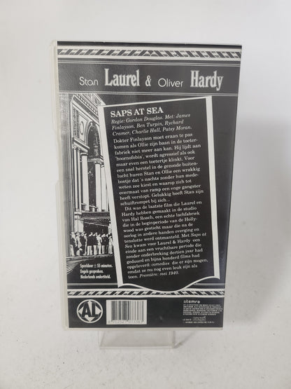 Laurel & Hardy Deel 28 Saps at Sea VHS