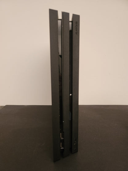 Zwarte Playstation 4 Pro 1TB + Controller