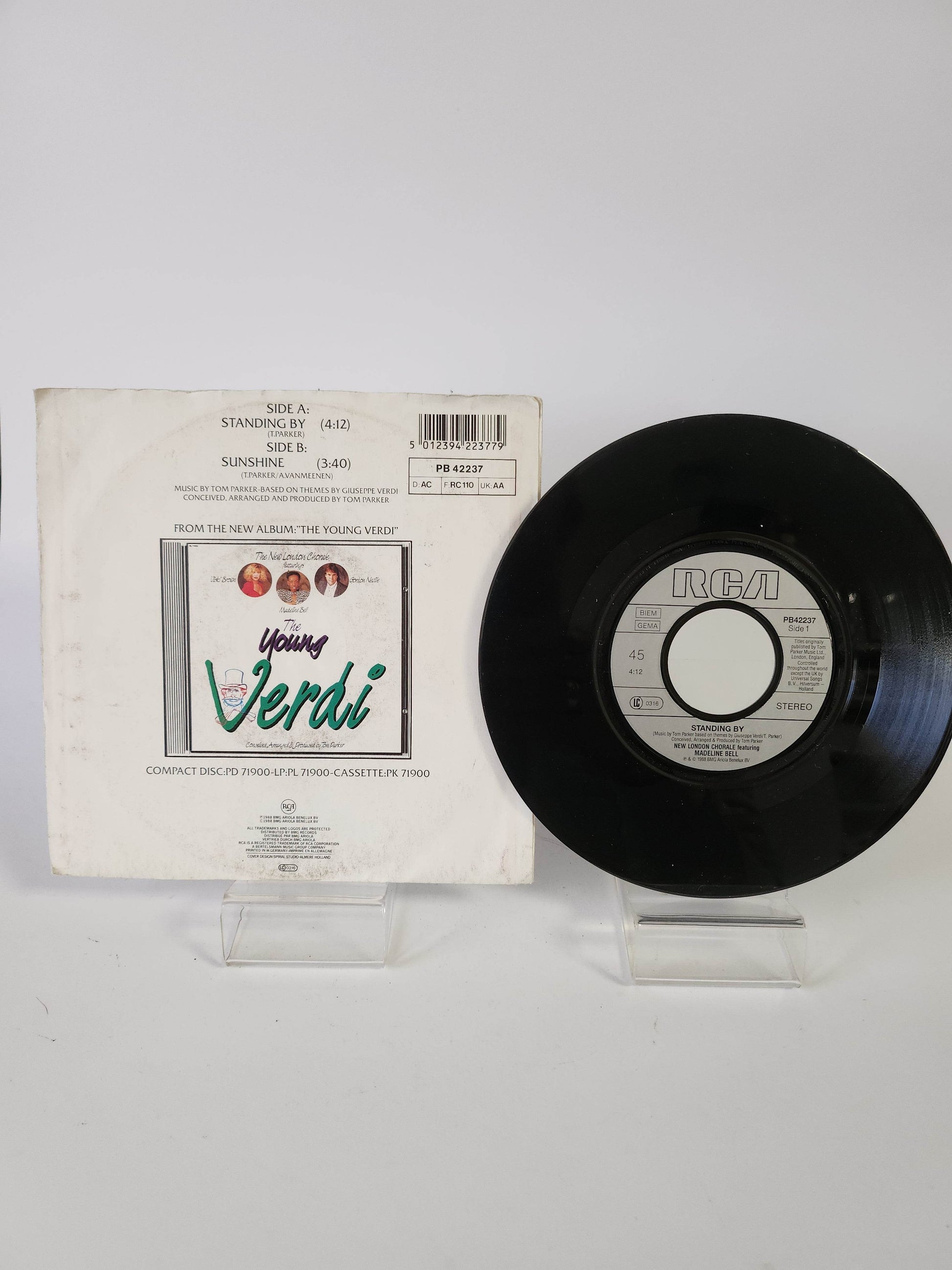 Madeline Bell: Standing By Single Vinyl - Feniks Gameshop