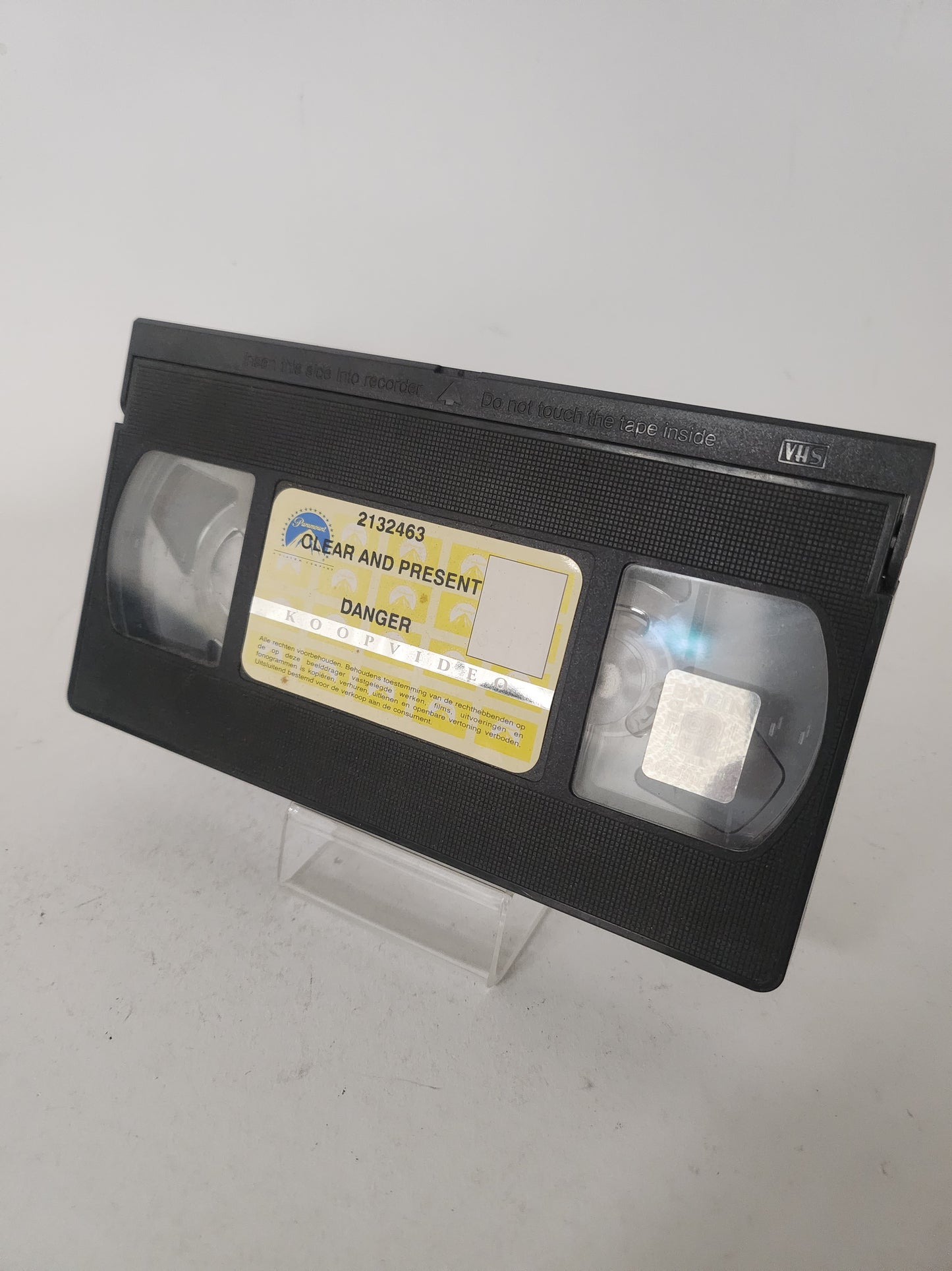 Clear and Present Danger VHS