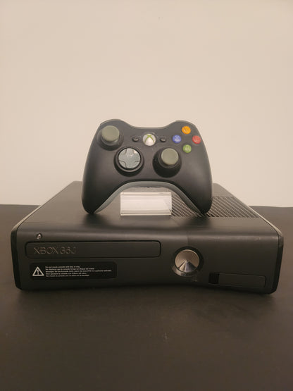 Zwarte Xbox 360 Slim 250gb + Controller