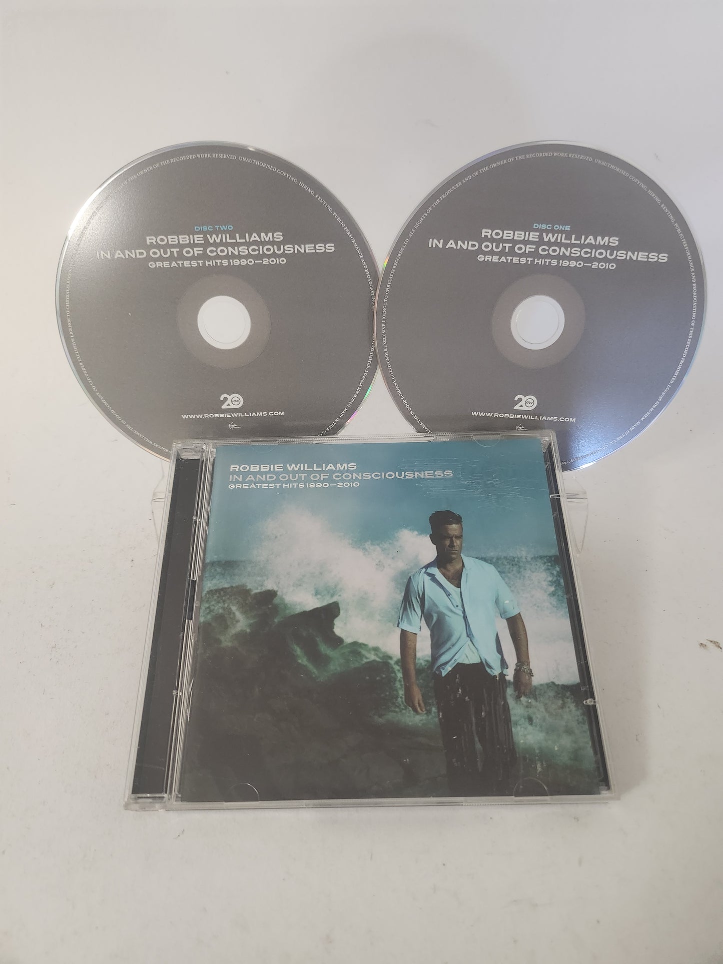 Robbie Williams: In and Out of Consciousness (Greatest Hits 1990-2020) CD