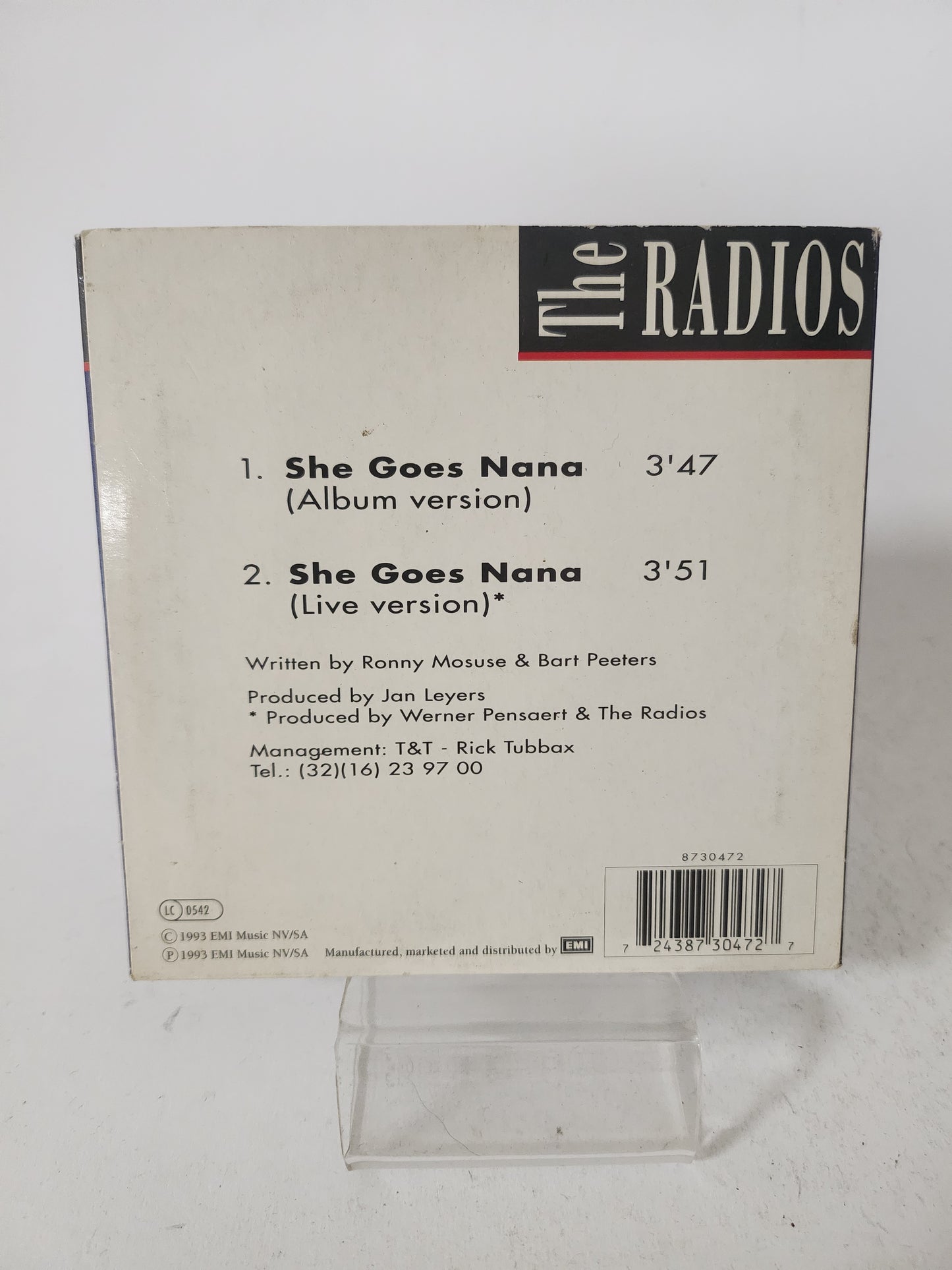 Radios: She goes Nana CD Single