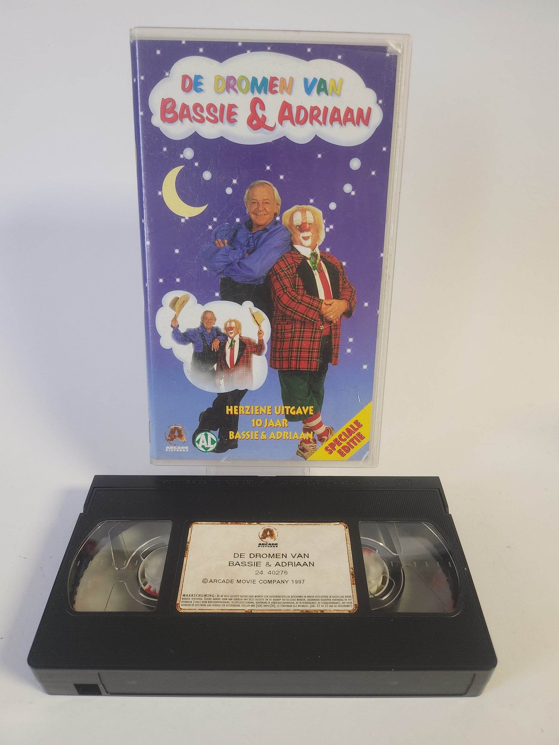 Dromen van Bassie & Adriaan VHS - Feniks Gameshop