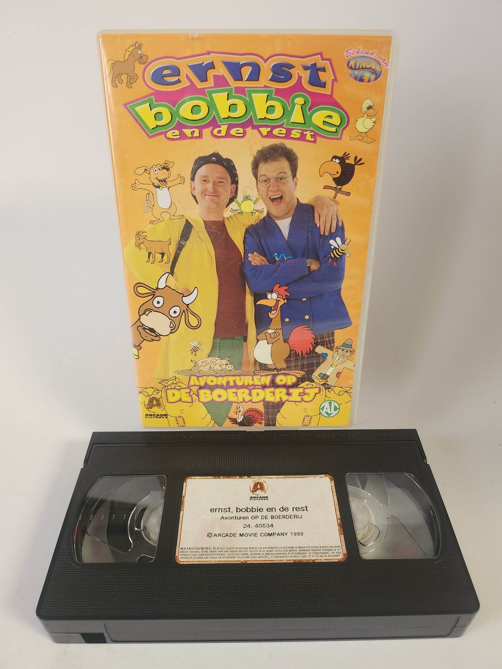 Ernst, Bobbie en de Rest Avonturen op de Boerderij VHS Kids - Feniks Gameshop