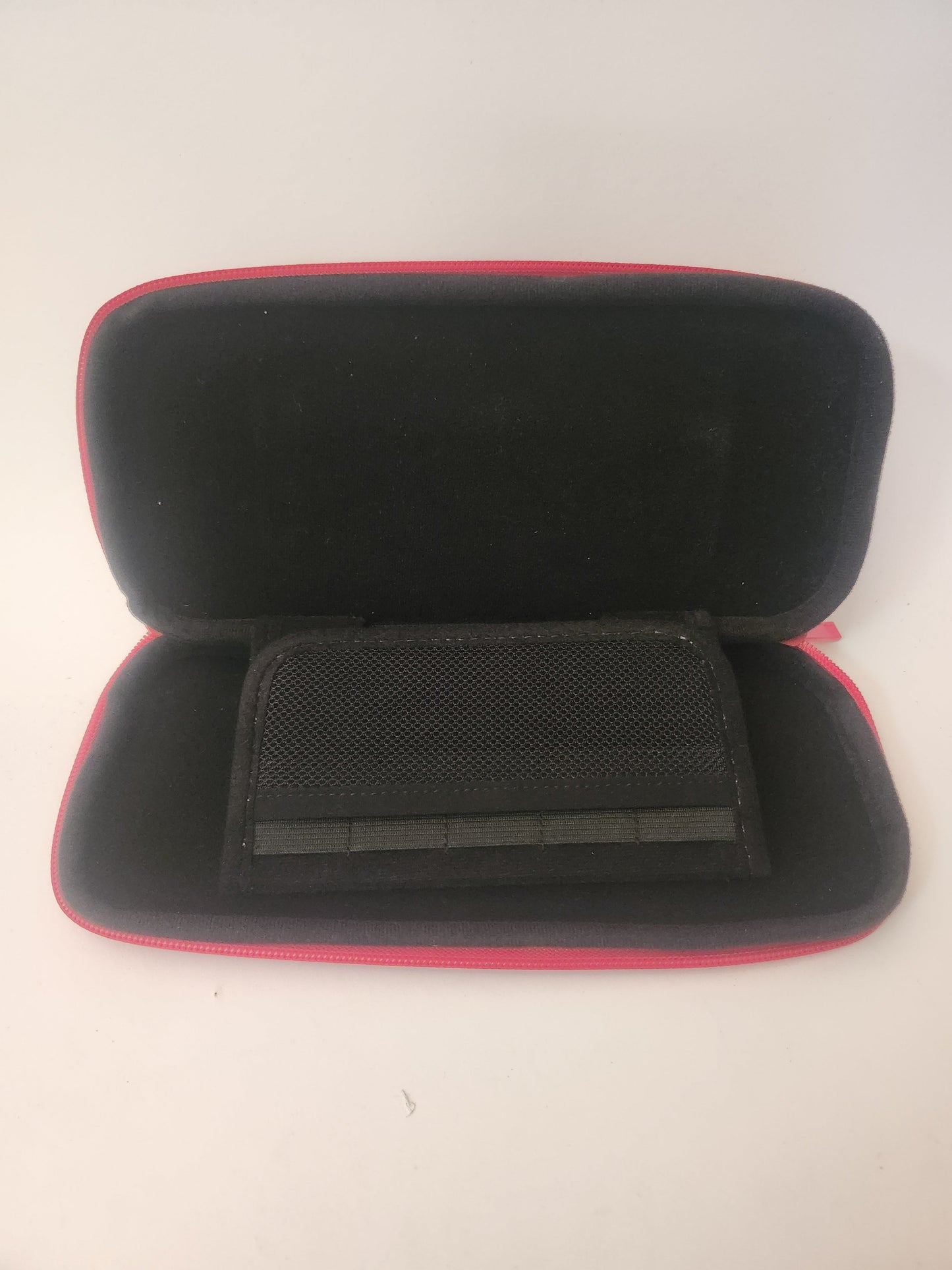 Rode Originele Nintendo Travelcase Nintendo Switch - Nintendo Switch Accessoires