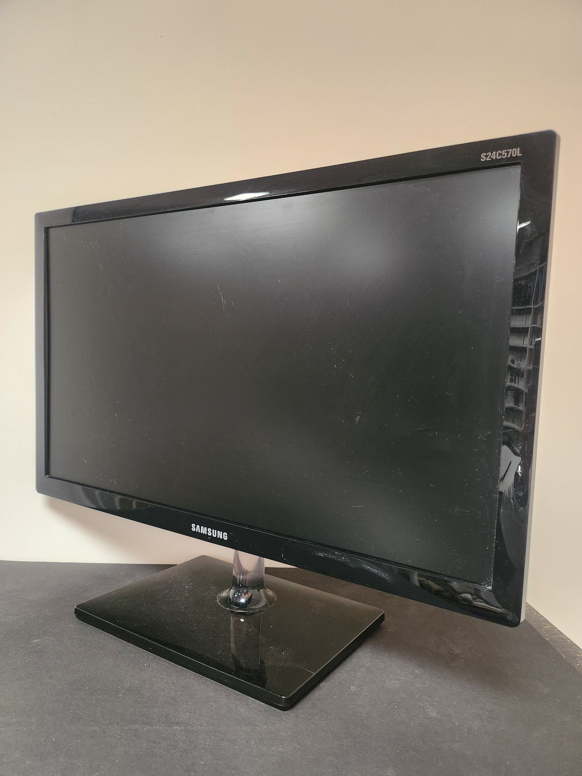 Samsung LS24C570 Monitor 24 Inch PC Beeldscherm - PC Beeldscherm
