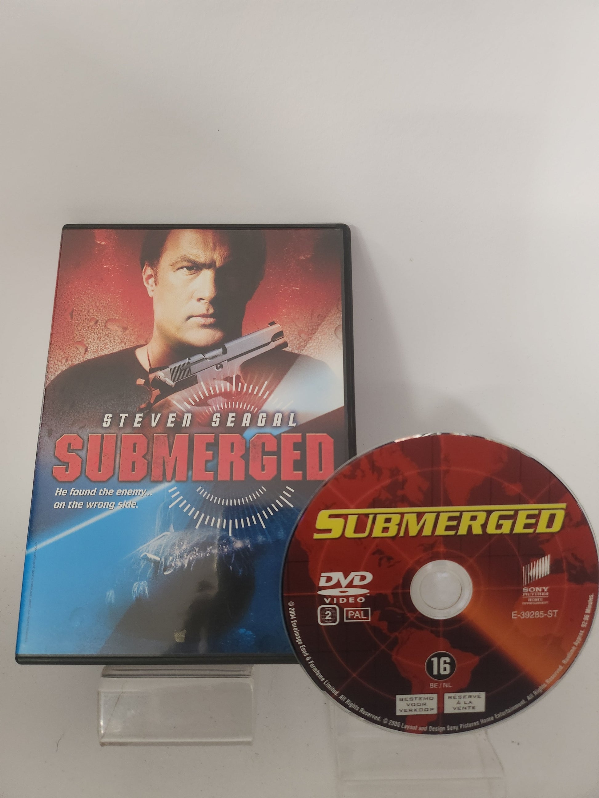 Submerged Dvd - Dvd Volwassenen