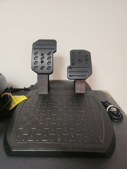 Thrustmaster T150 Stuur + Pedalen Playstation 3/ Playstation 4/ PC - Playstation 3 Accessoires