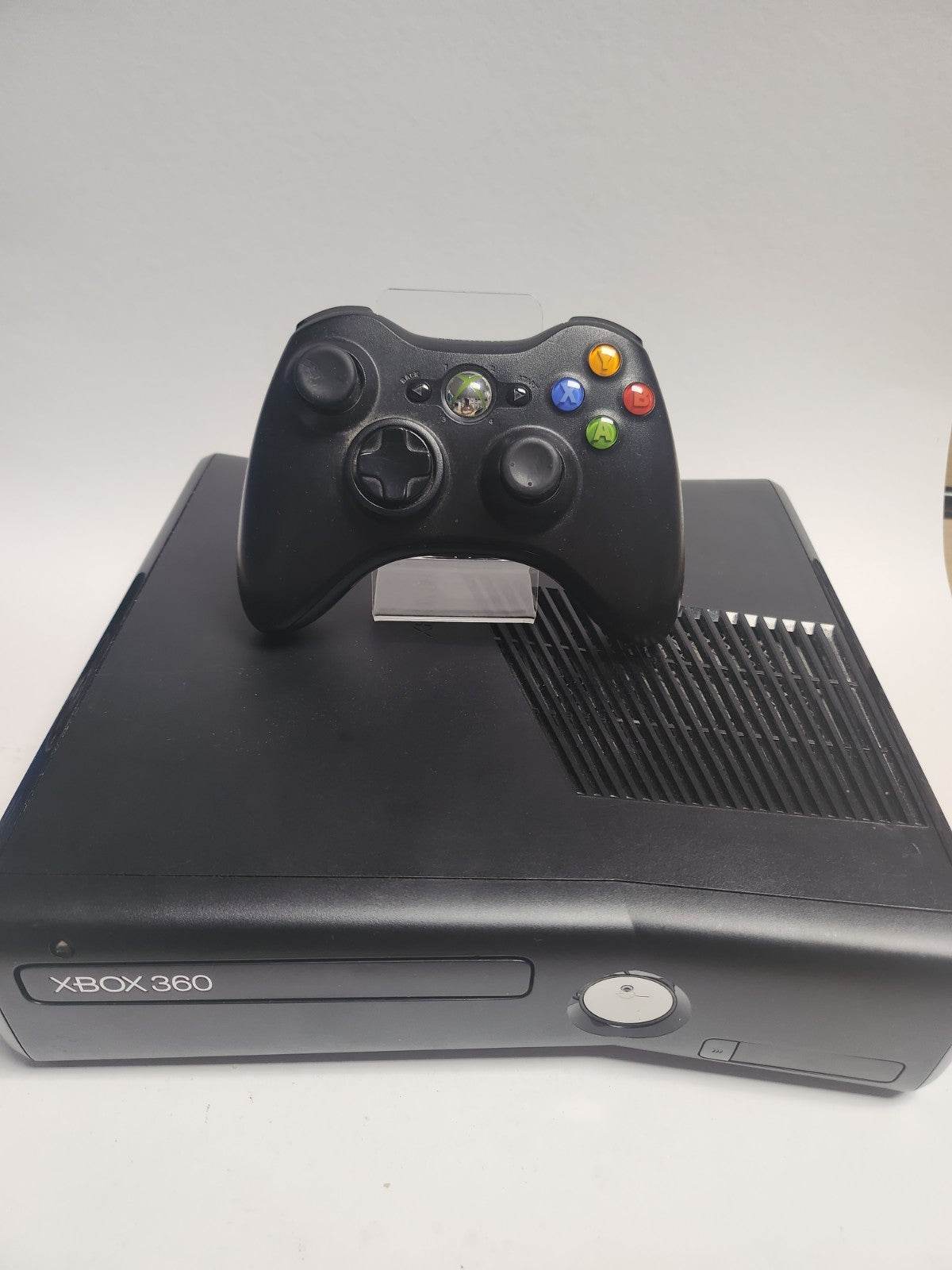 Zwarte Xbox 360 4gb in doos + controller + alle kabels - Feniks Gameshop