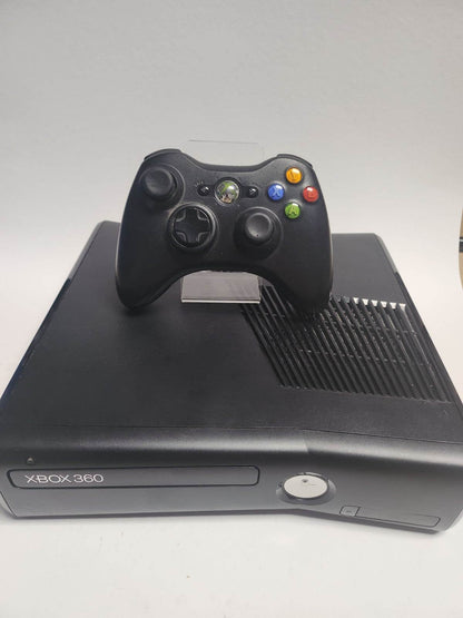 Zwarte Xbox 360 4gb in doos + controller + alle kabels - Feniks Gameshop