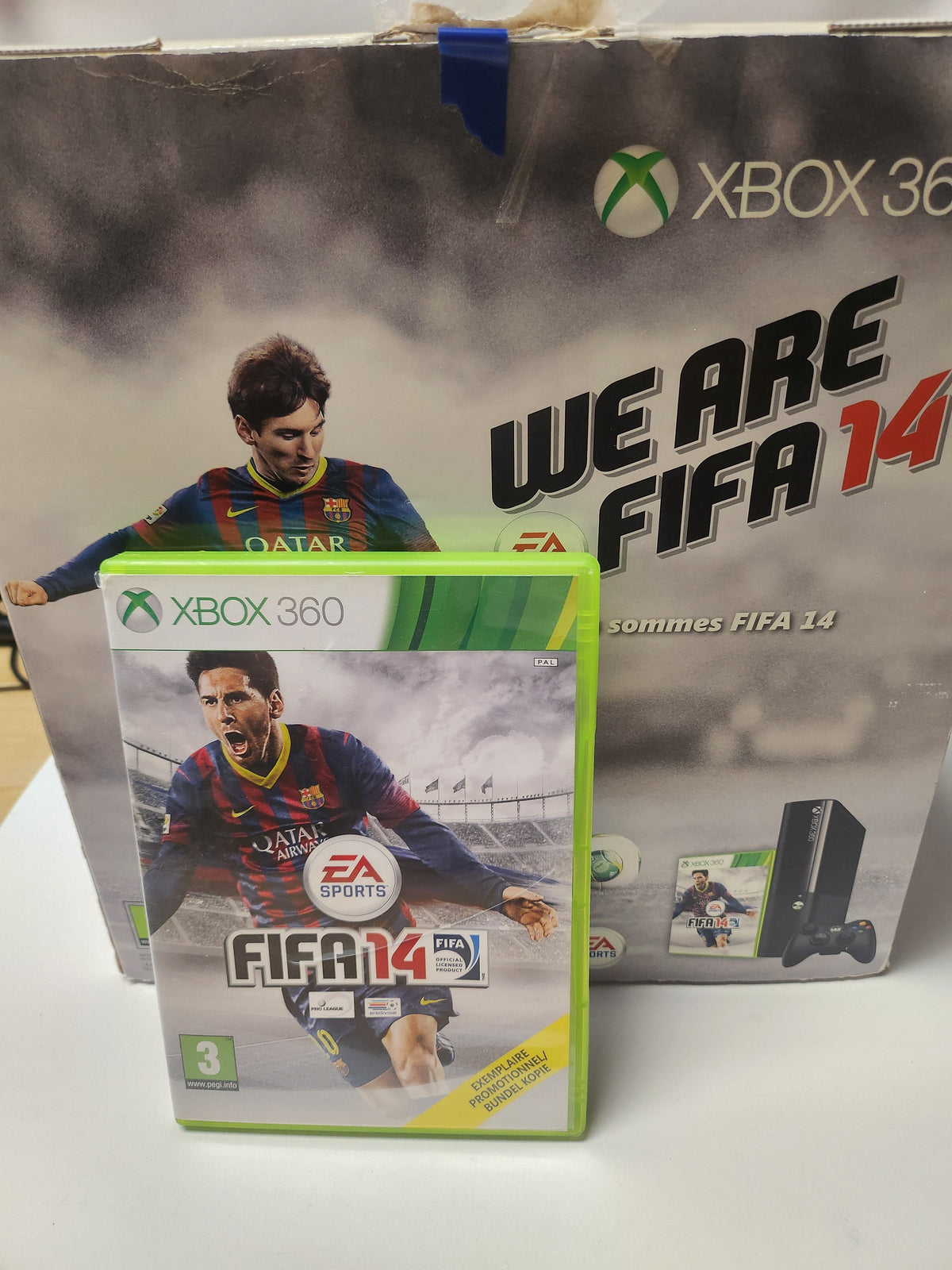 Xbox 360 E 250GB Zwart FIFA 14 Edition Boxed + Controller - Xbox 360 Consoles